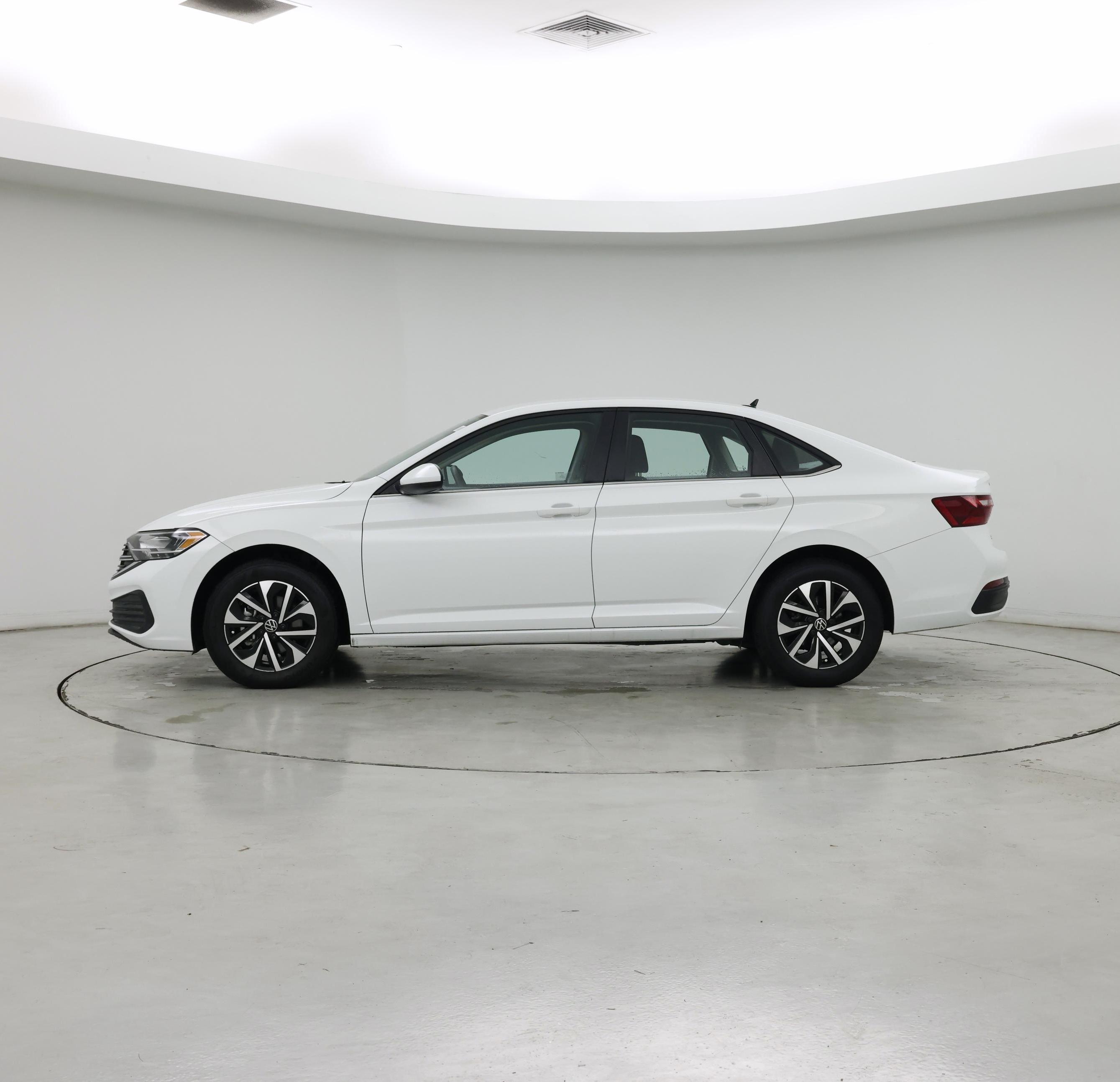 Thumbnail: 2024 Volkswagen Jetta - 3