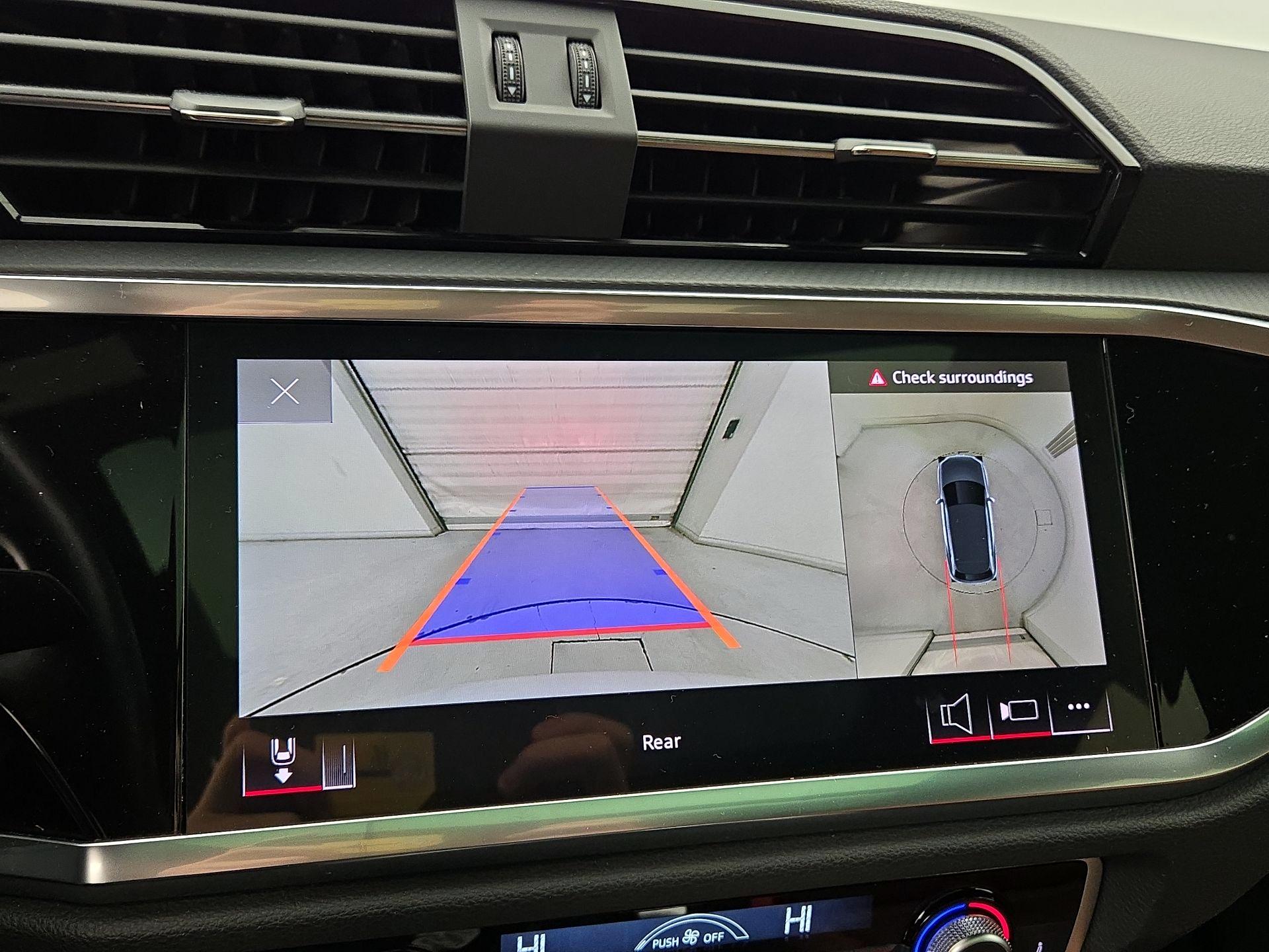 Thumbnail: 2023 Audi Q3 - 15