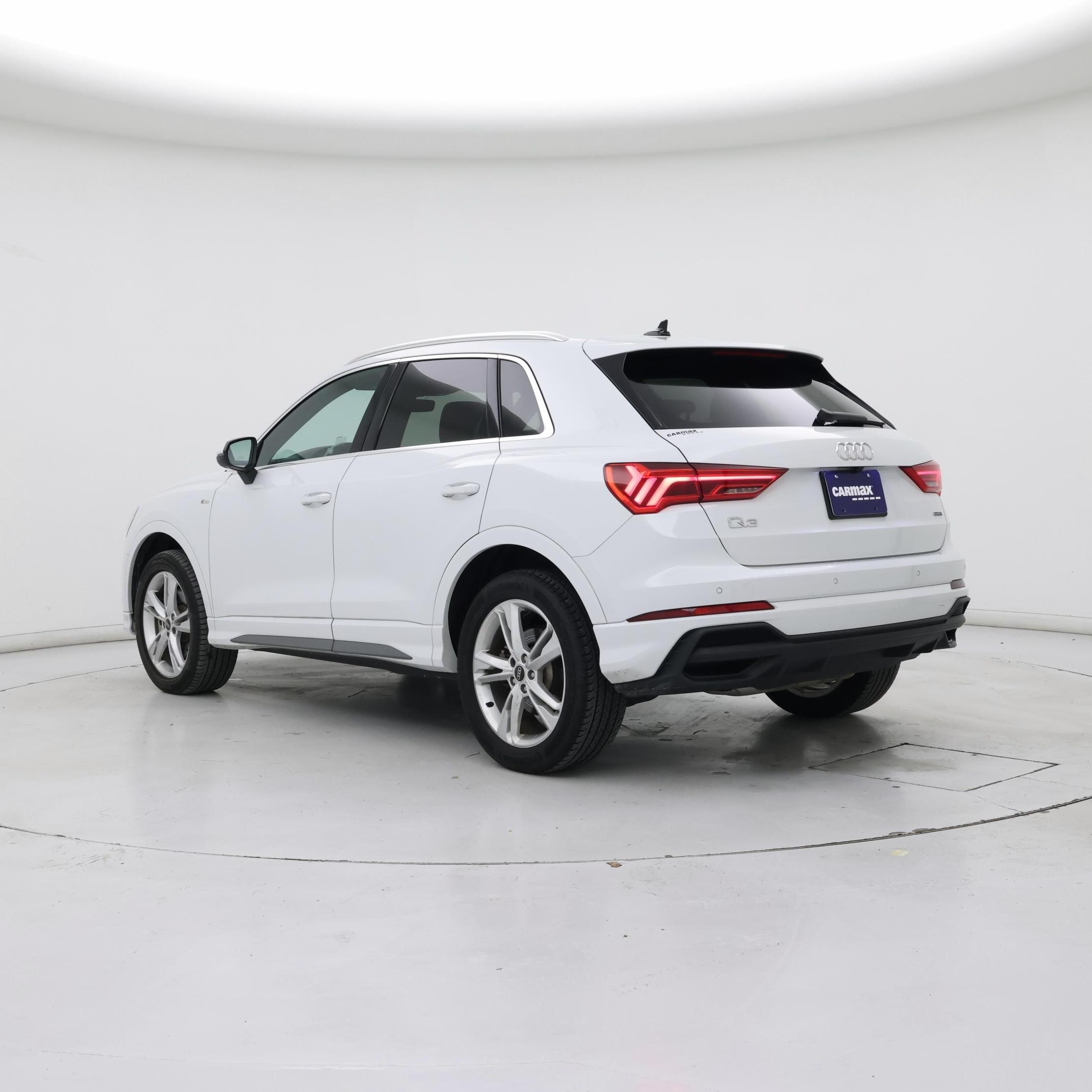 Thumbnail: 2023 Audi Q3 - 2