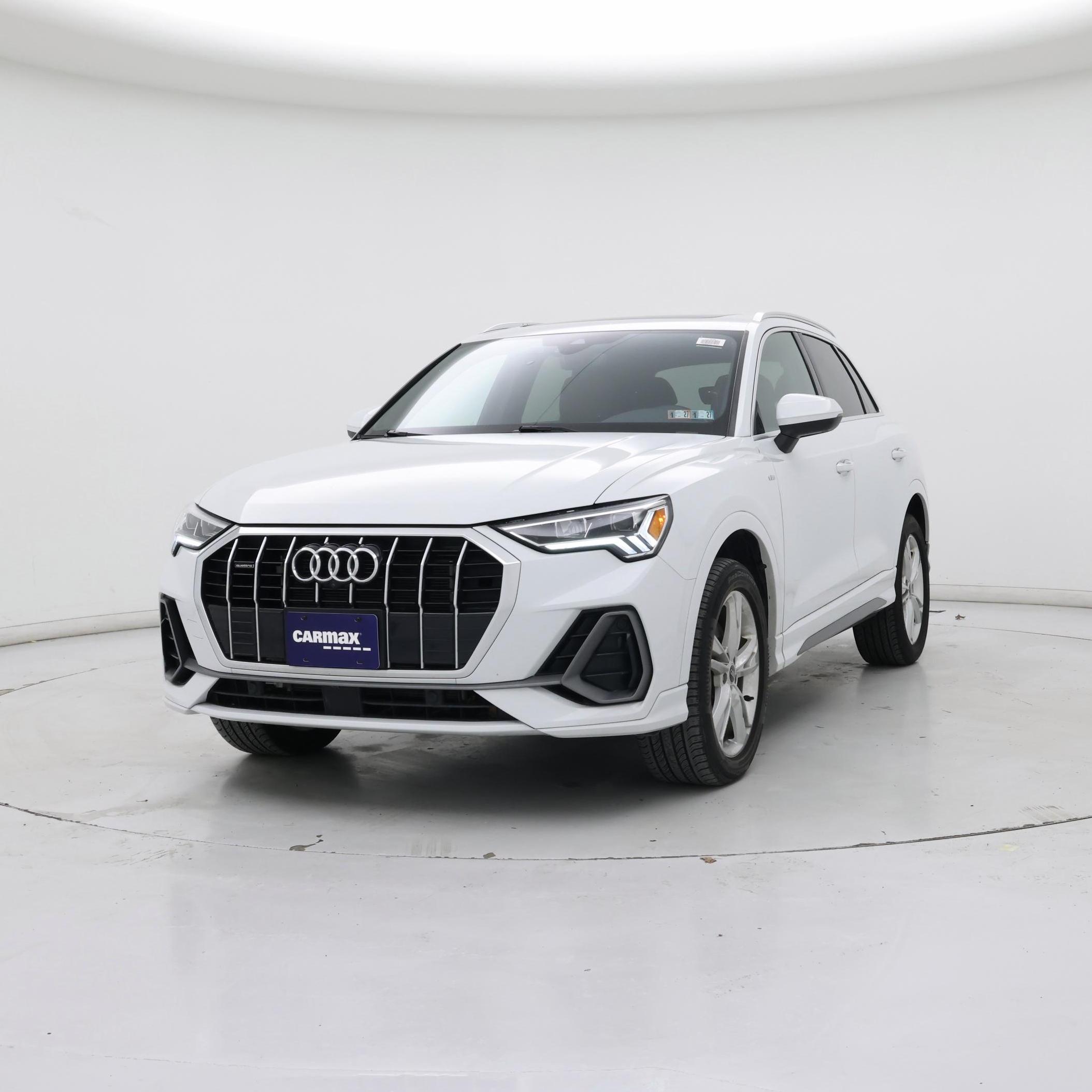 Thumbnail: 2023 Audi Q3 - 4