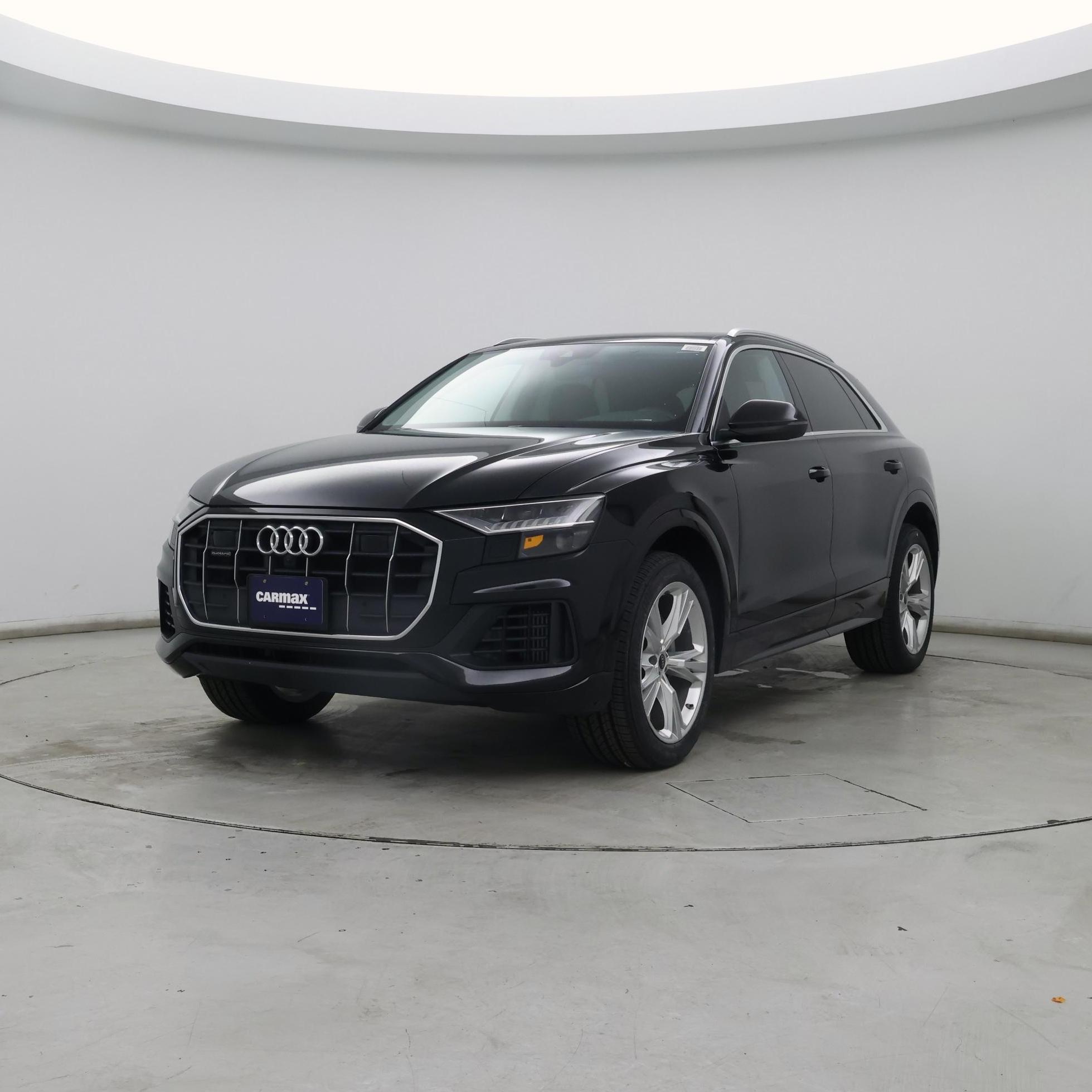 Thumbnail: 2023 Audi Q8 - 4