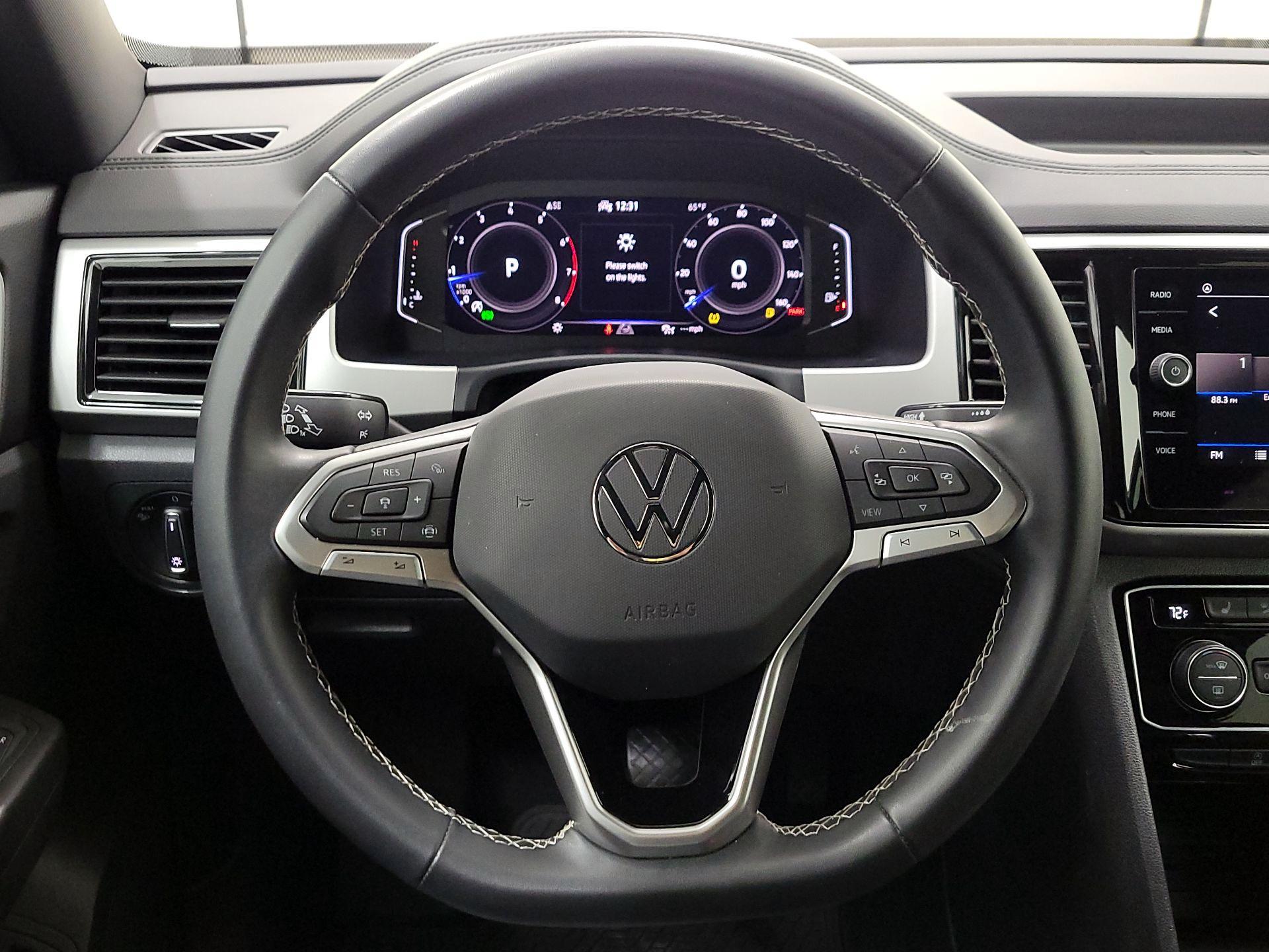 Thumbnail: 2023 Volkswagen Atlas - 10