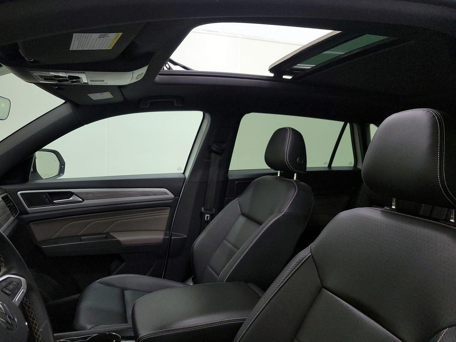 Thumbnail: 2023 Volkswagen Atlas - 19