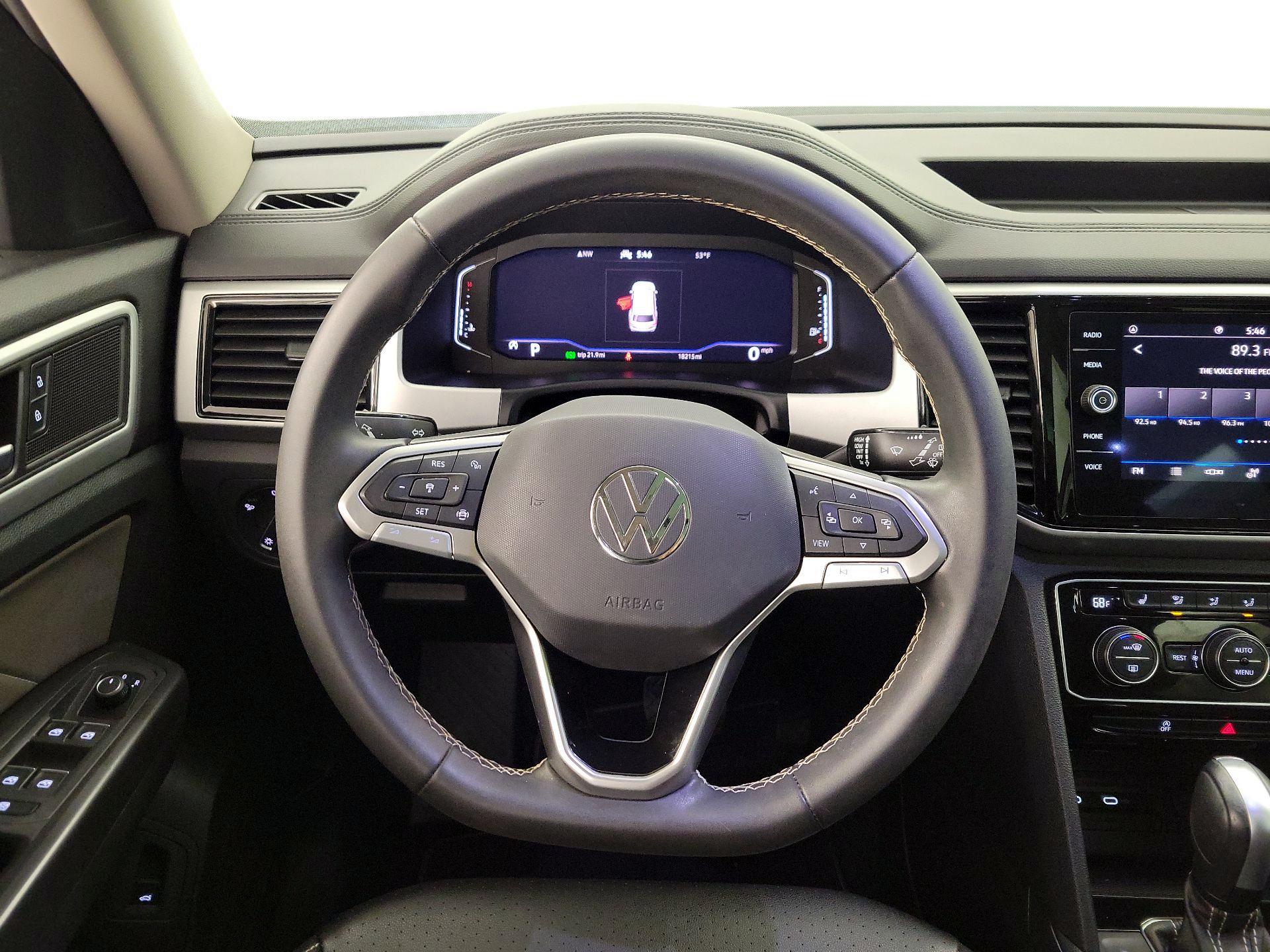 Thumbnail: 2023 Volkswagen Atlas - 10