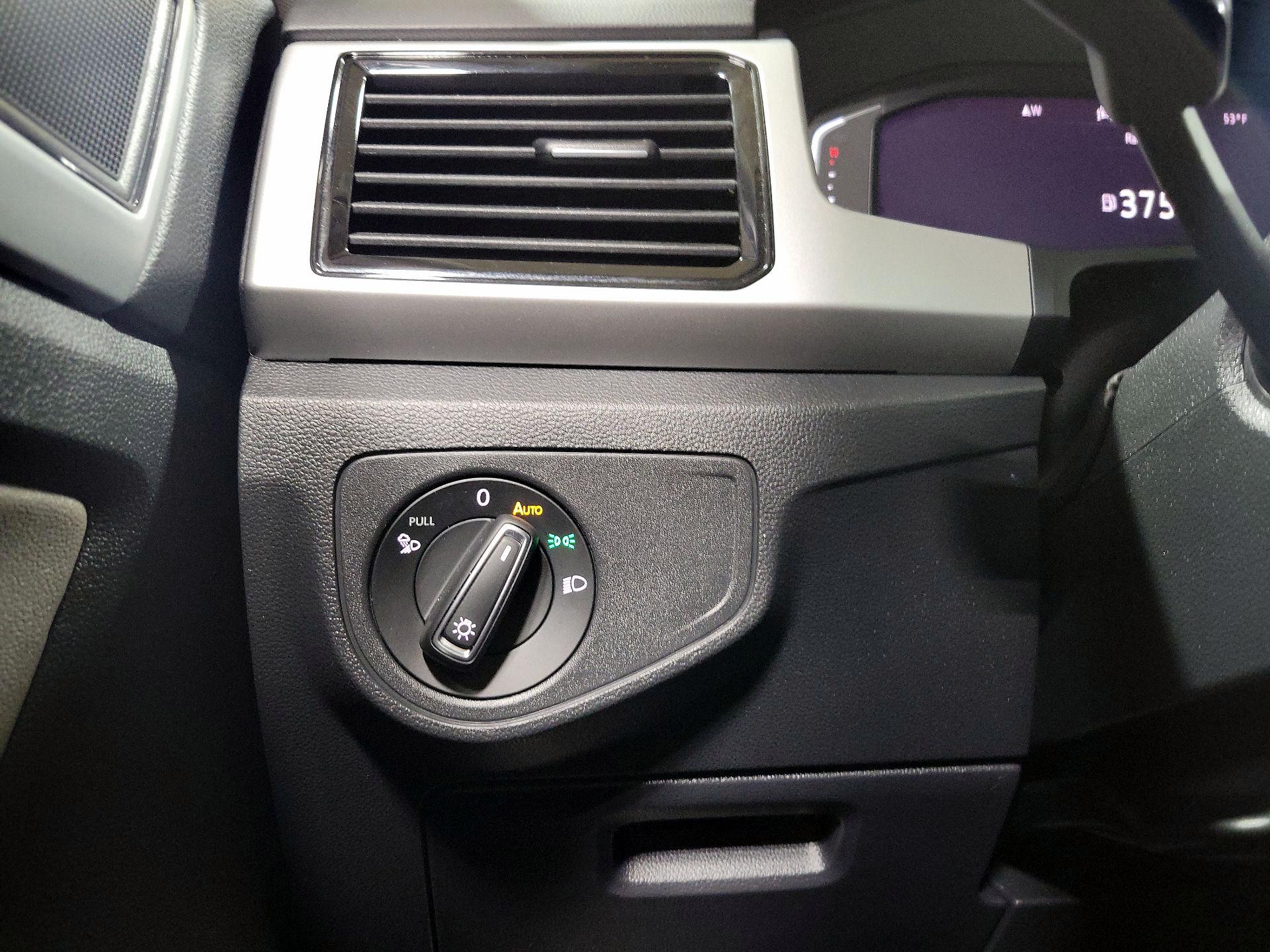 Thumbnail: 2023 Volkswagen Atlas - 13