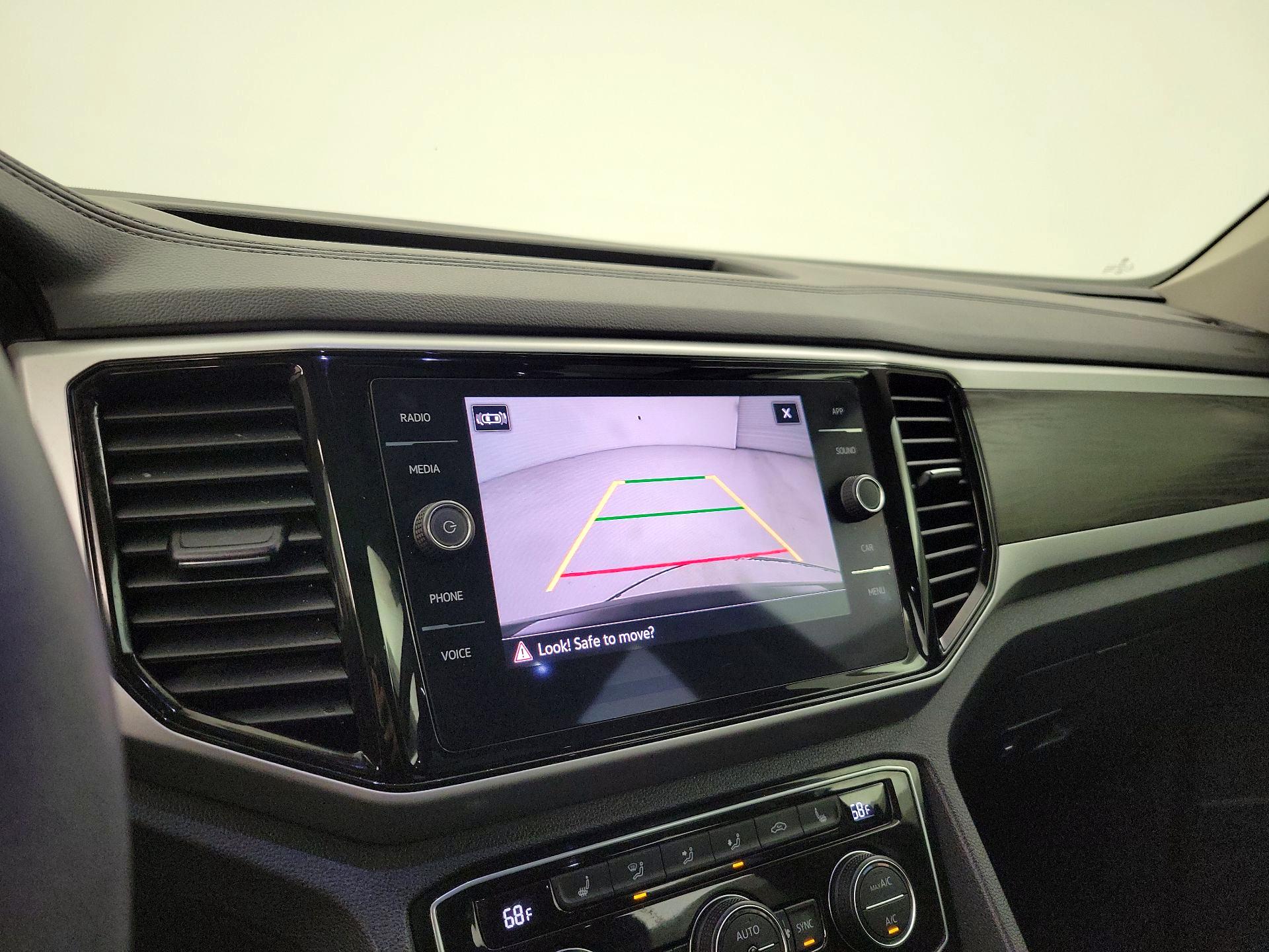 Thumbnail: 2023 Volkswagen Atlas - 14