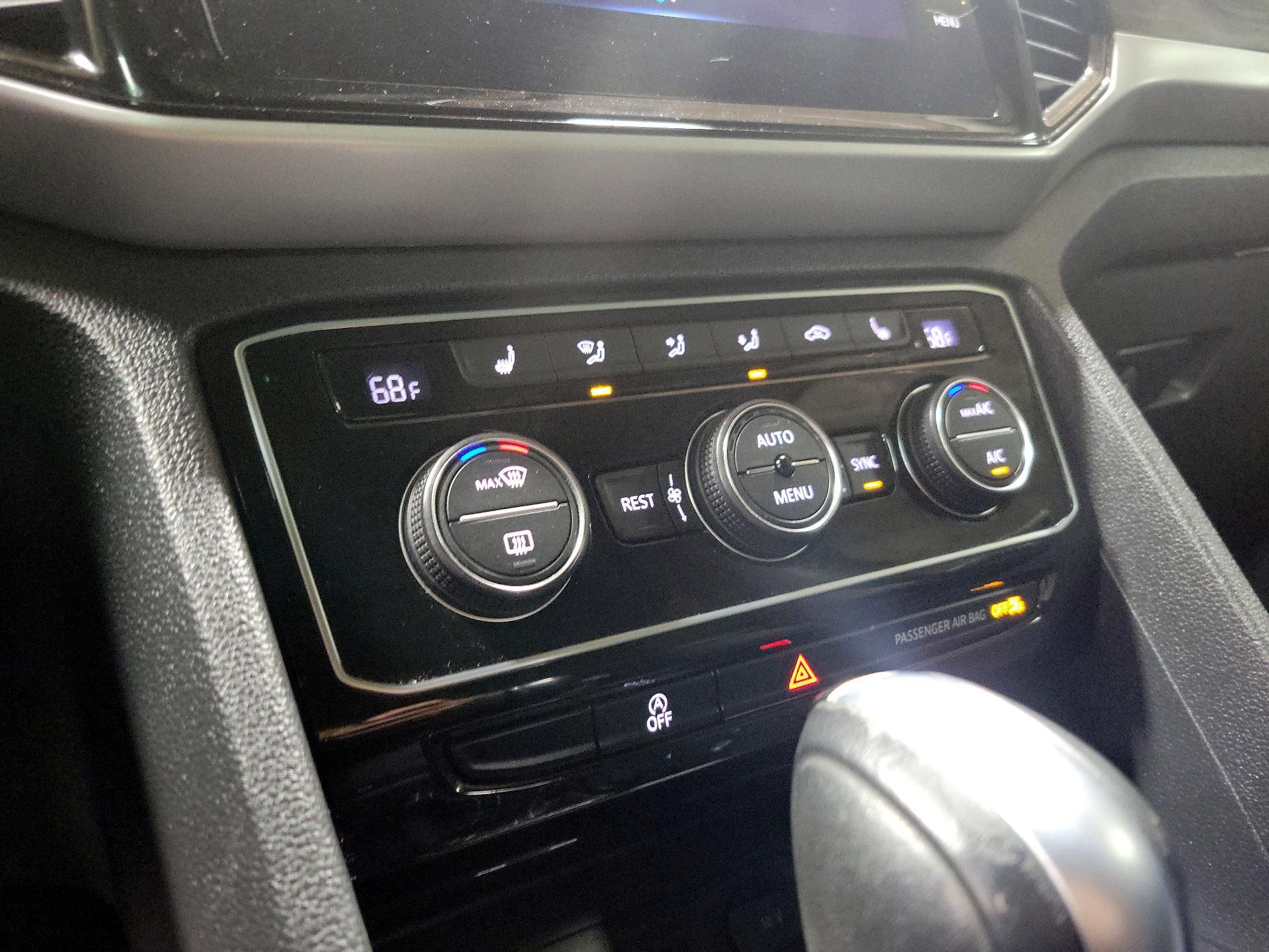 Thumbnail: 2023 Volkswagen Atlas - 16