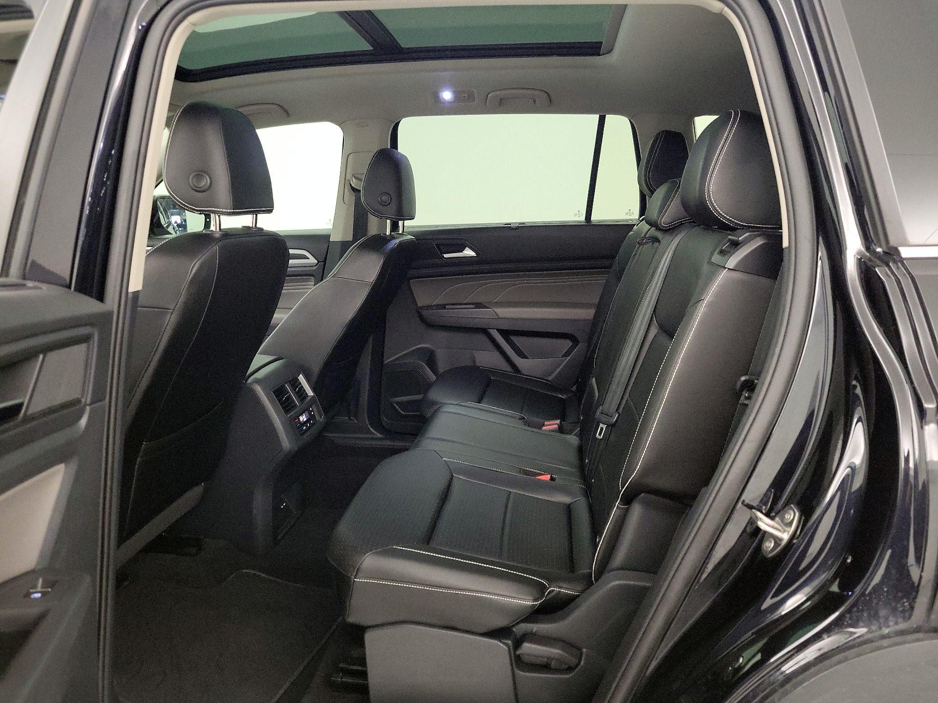 Thumbnail: 2023 Volkswagen Atlas - 19