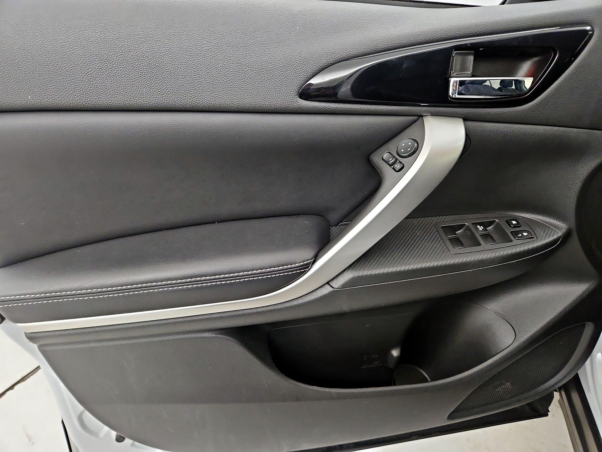 Thumbnail: 2022 Mitsubishi Eclipse Cross - 12