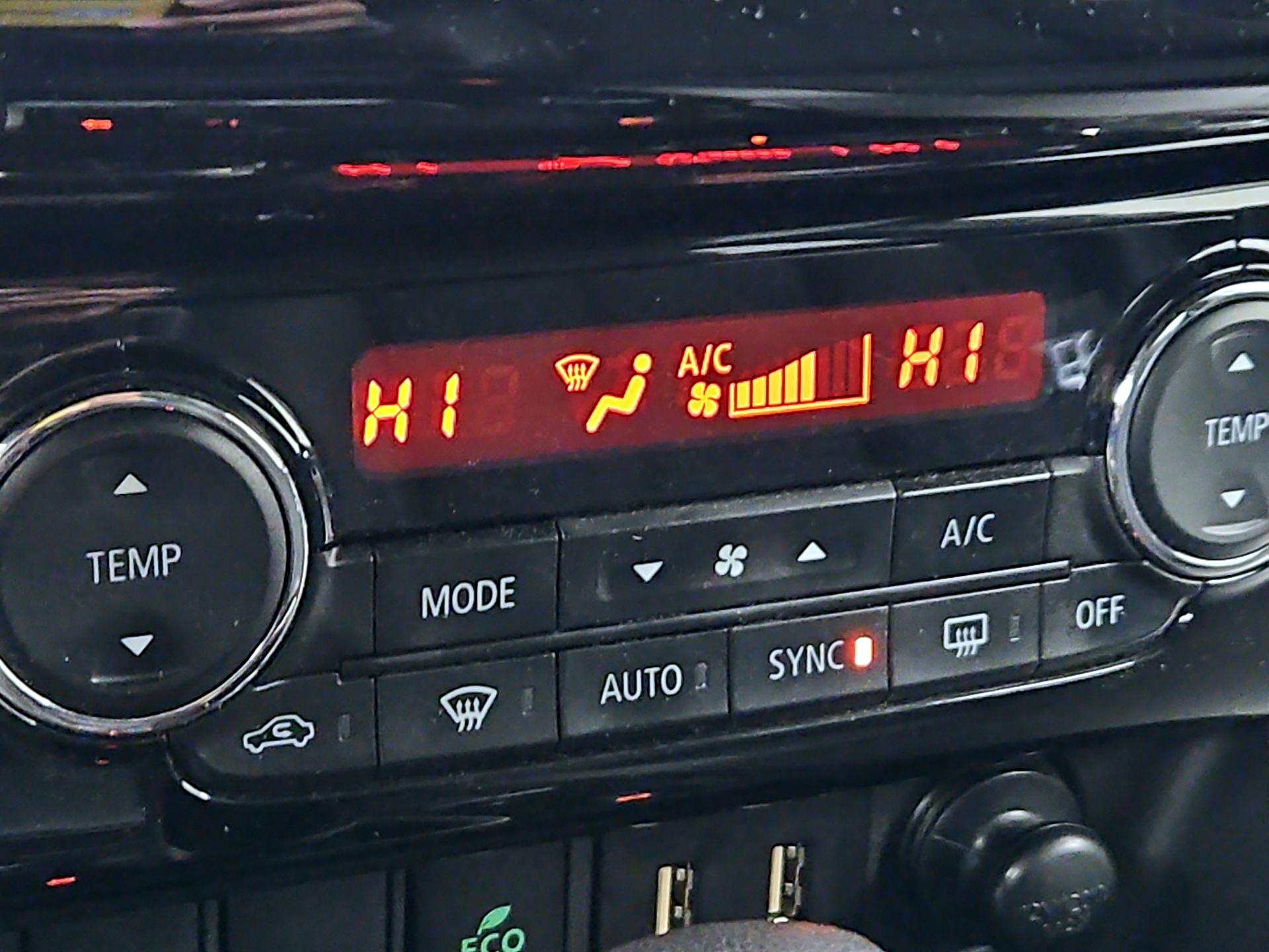 Thumbnail: 2022 Mitsubishi Eclipse Cross - 17