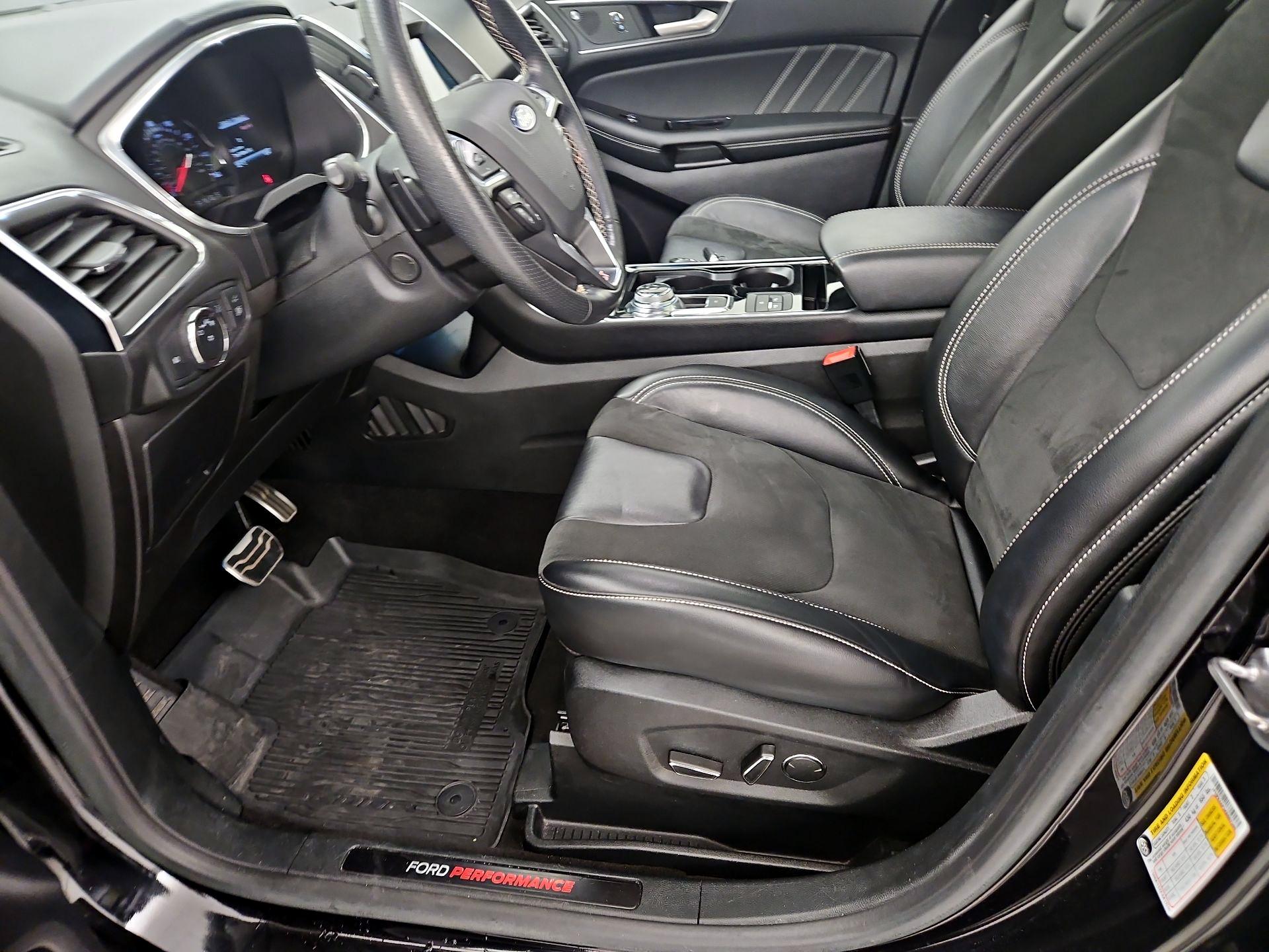 Thumbnail: 2019 Ford Edge - 11