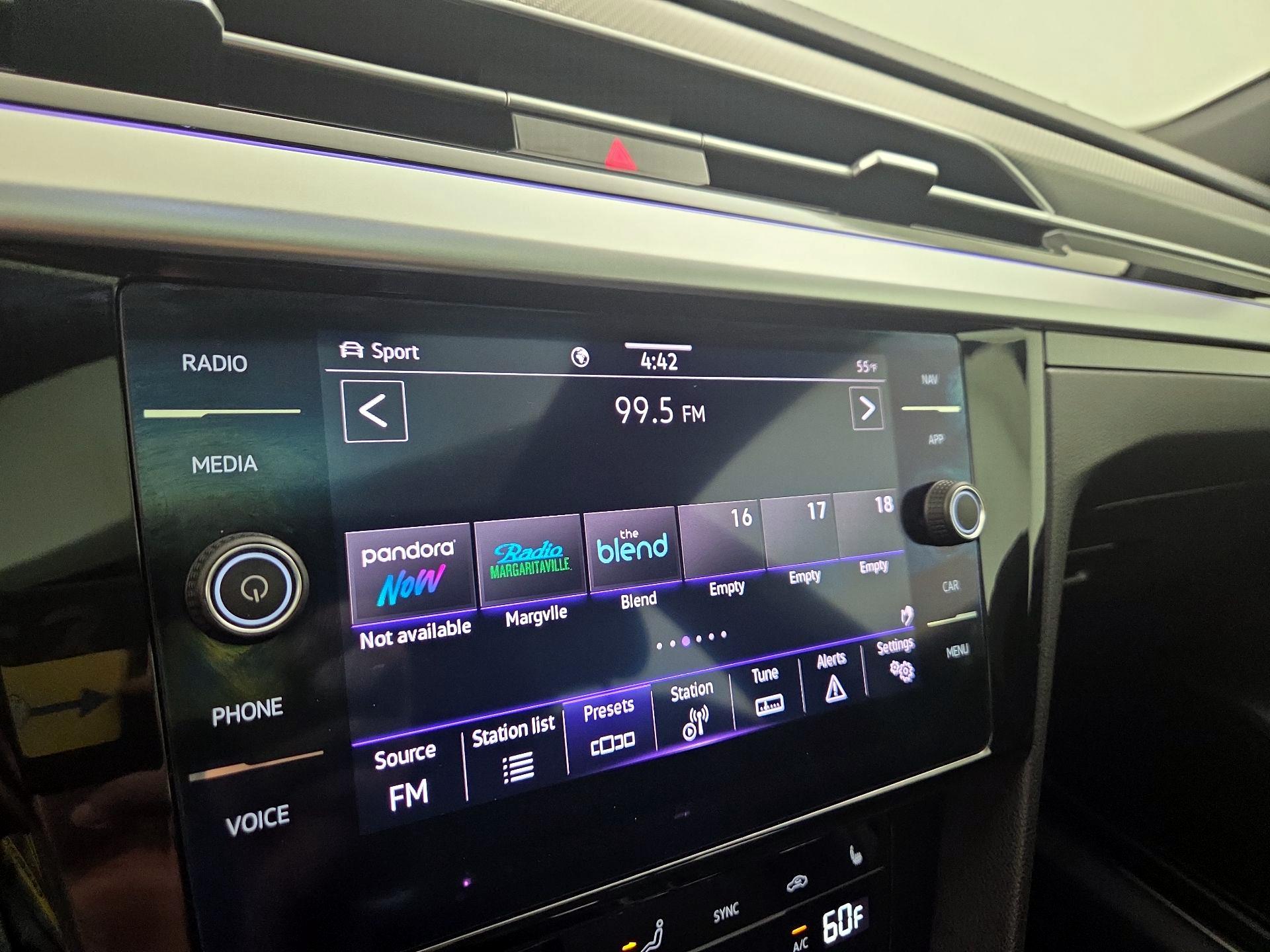 Thumbnail: 2022 Volkswagen Arteon - 16