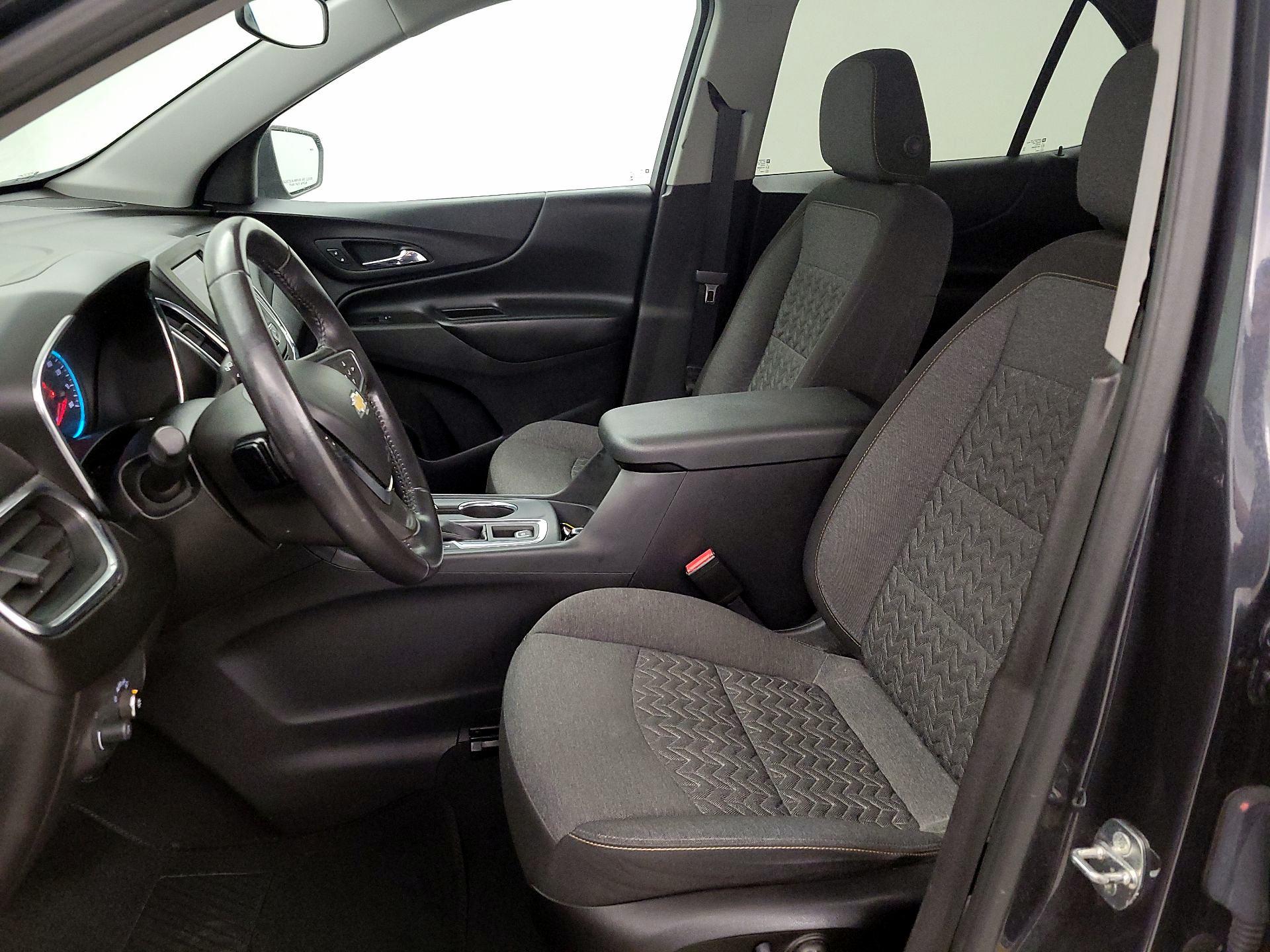 Thumbnail: 2022 Chevrolet Equinox - 11