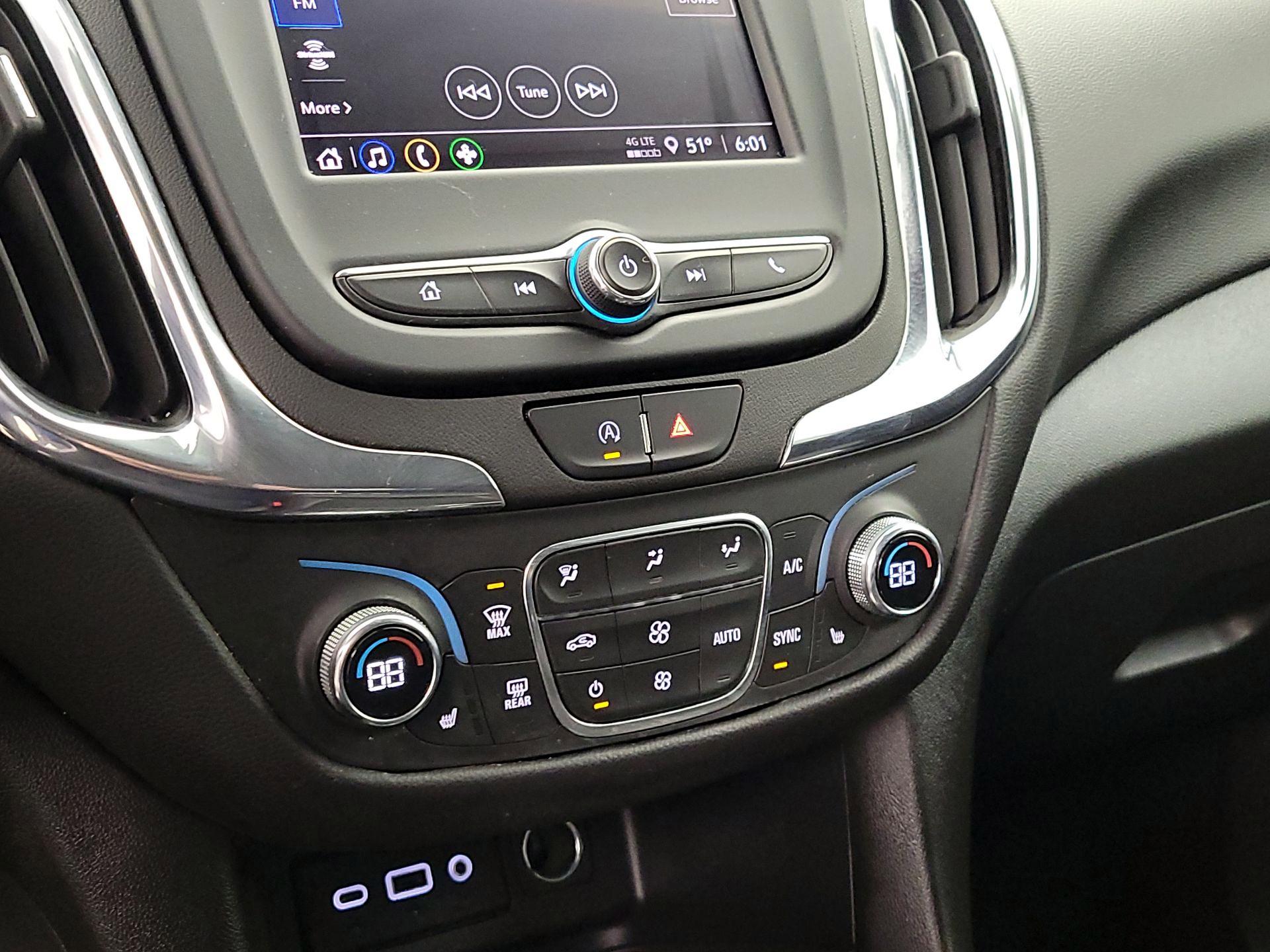 Thumbnail: 2022 Chevrolet Equinox - 16