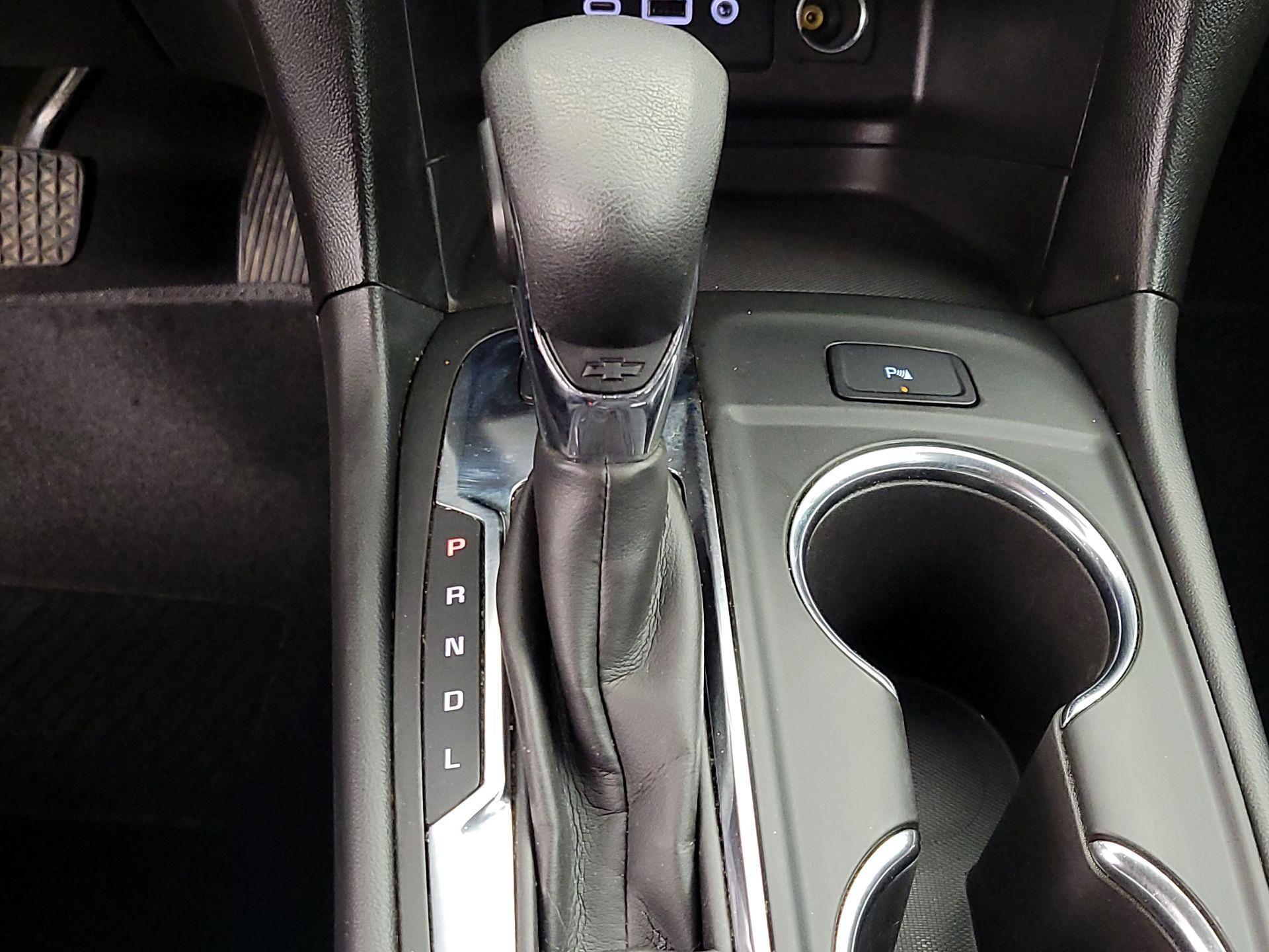 Thumbnail: 2022 Chevrolet Equinox - 17