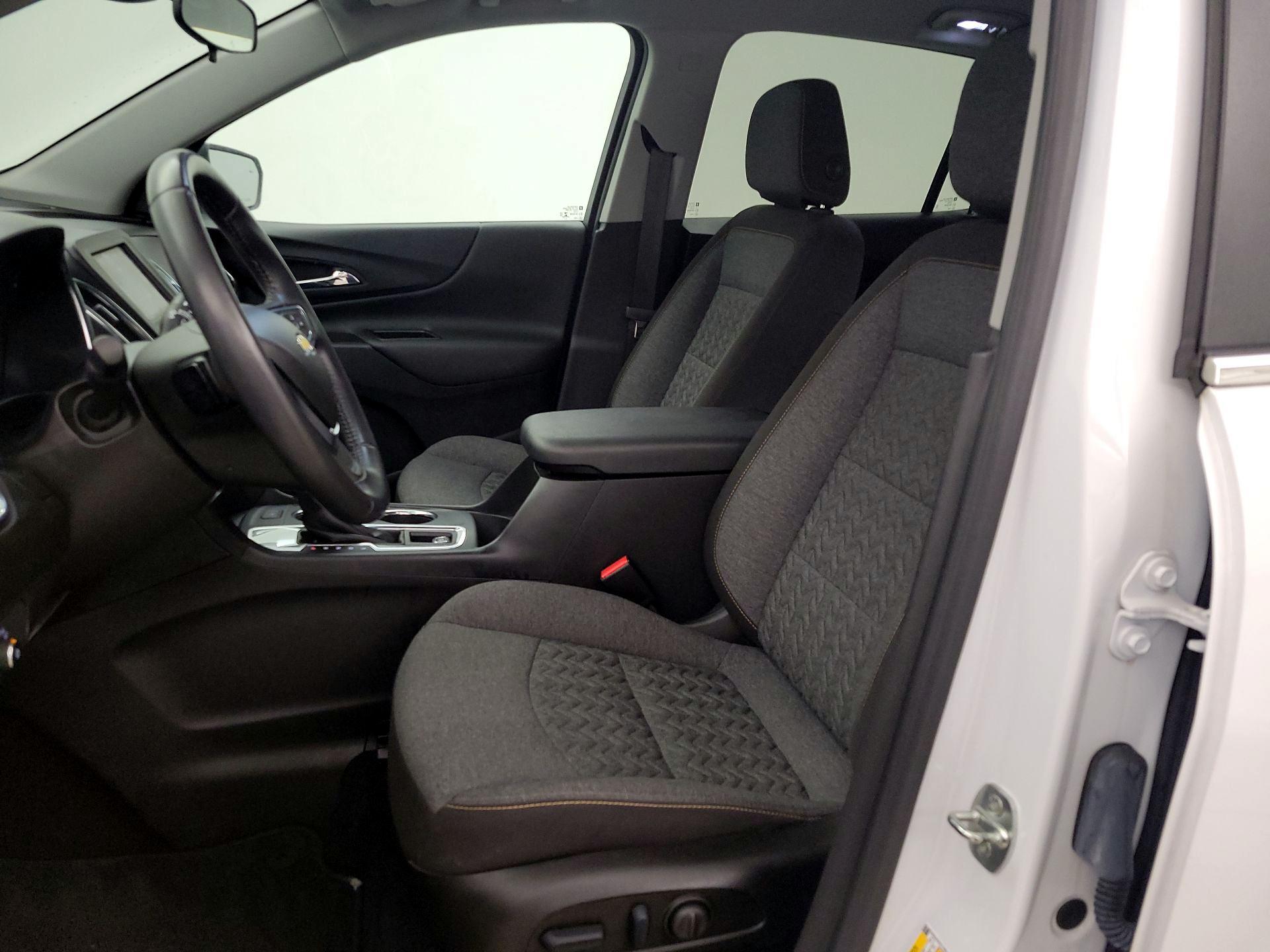 Thumbnail: 2022 Chevrolet Equinox - 11