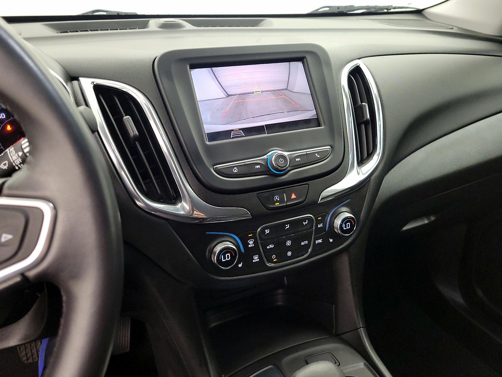 Thumbnail: 2022 Chevrolet Equinox - 14