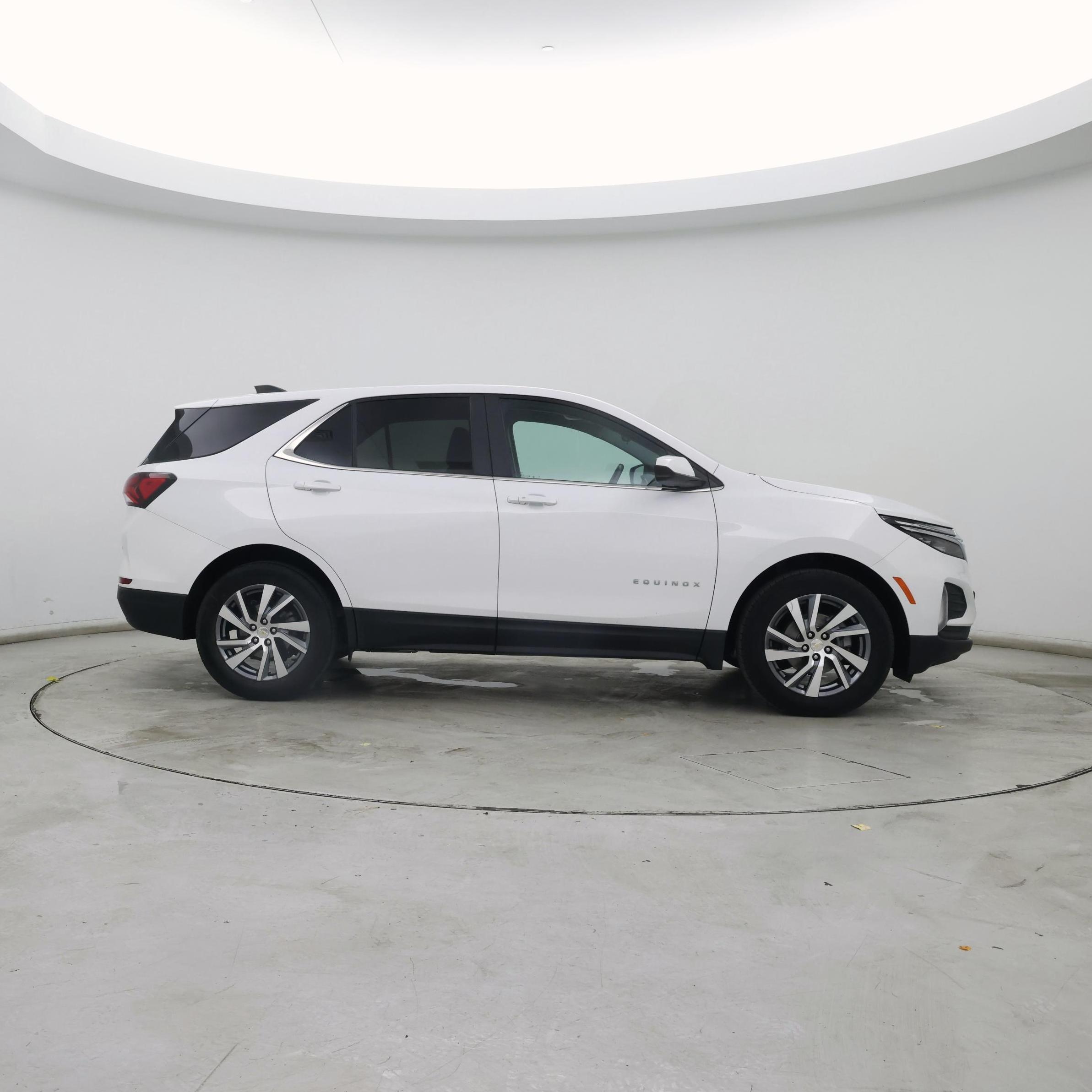 Thumbnail: 2022 Chevrolet Equinox - 7