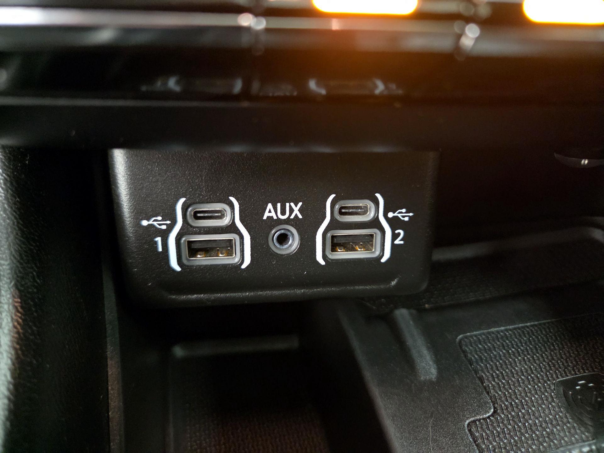 Thumbnail: 2021 Dodge Durango - 19