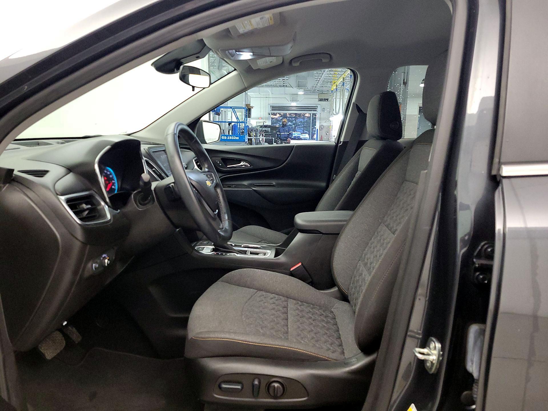 Thumbnail: 2023 Chevrolet Equinox - 11