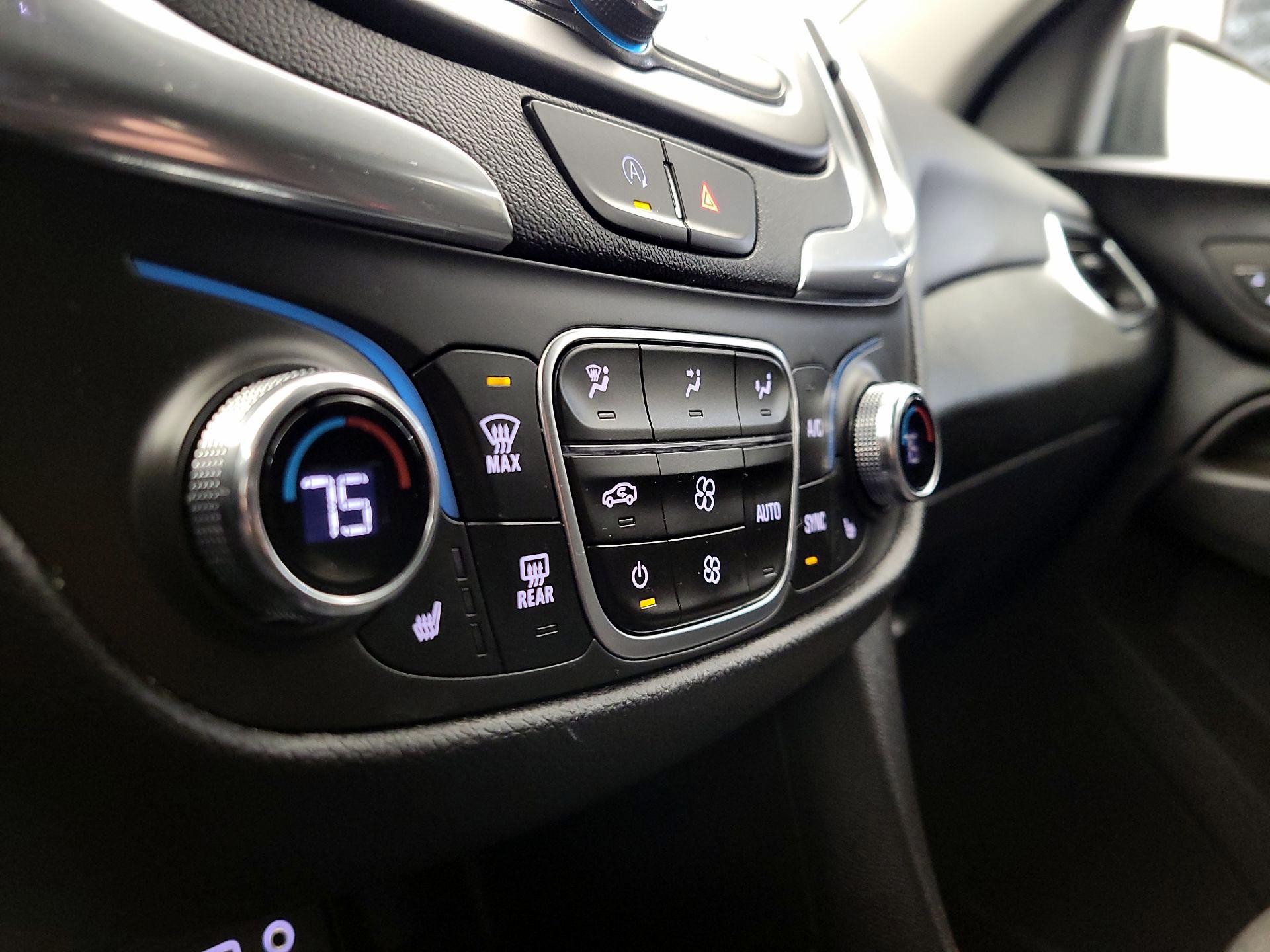 Thumbnail: 2023 Chevrolet Equinox - 16