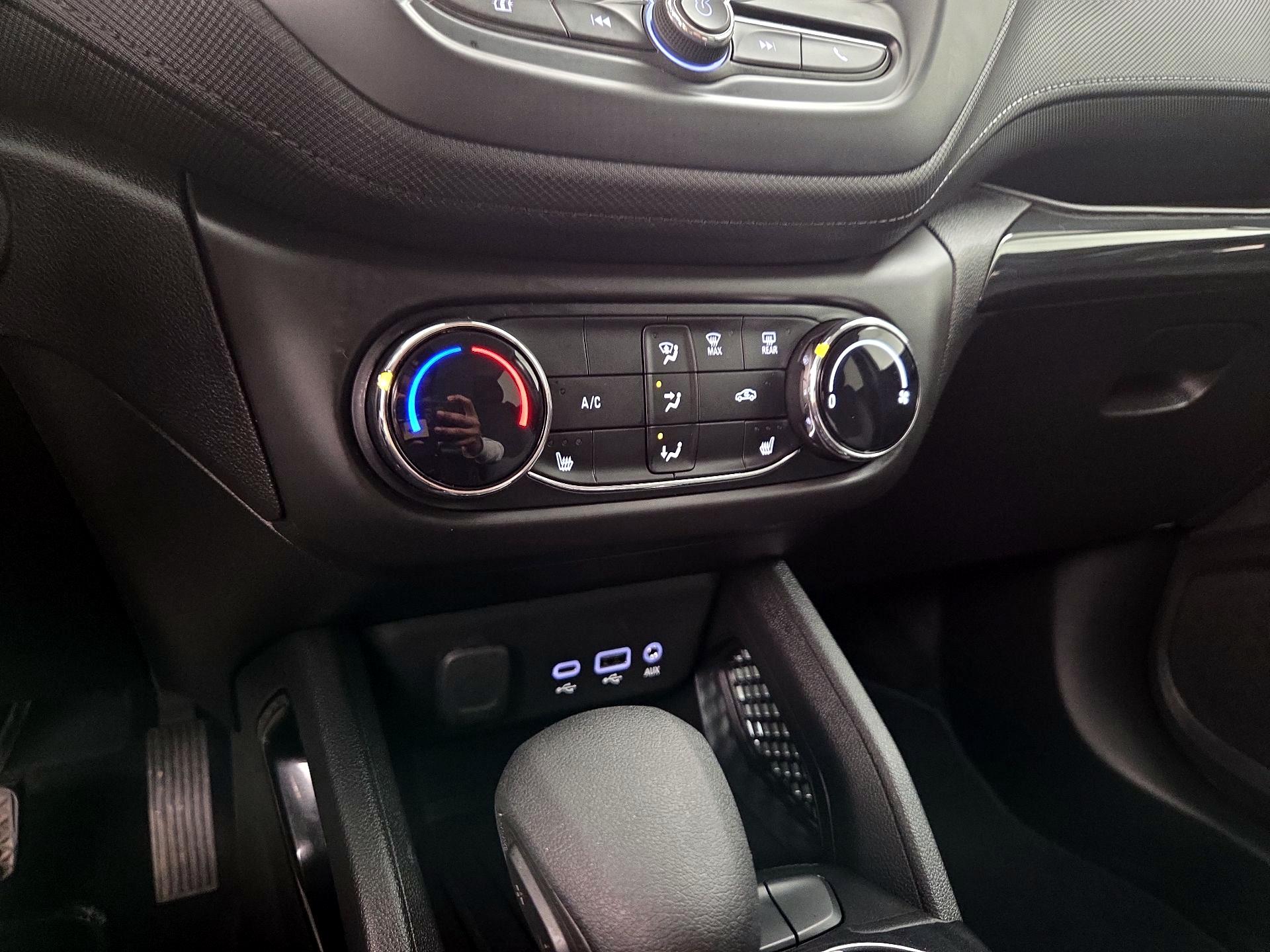 Thumbnail: 2023 Chevrolet TrailBlazer - 16