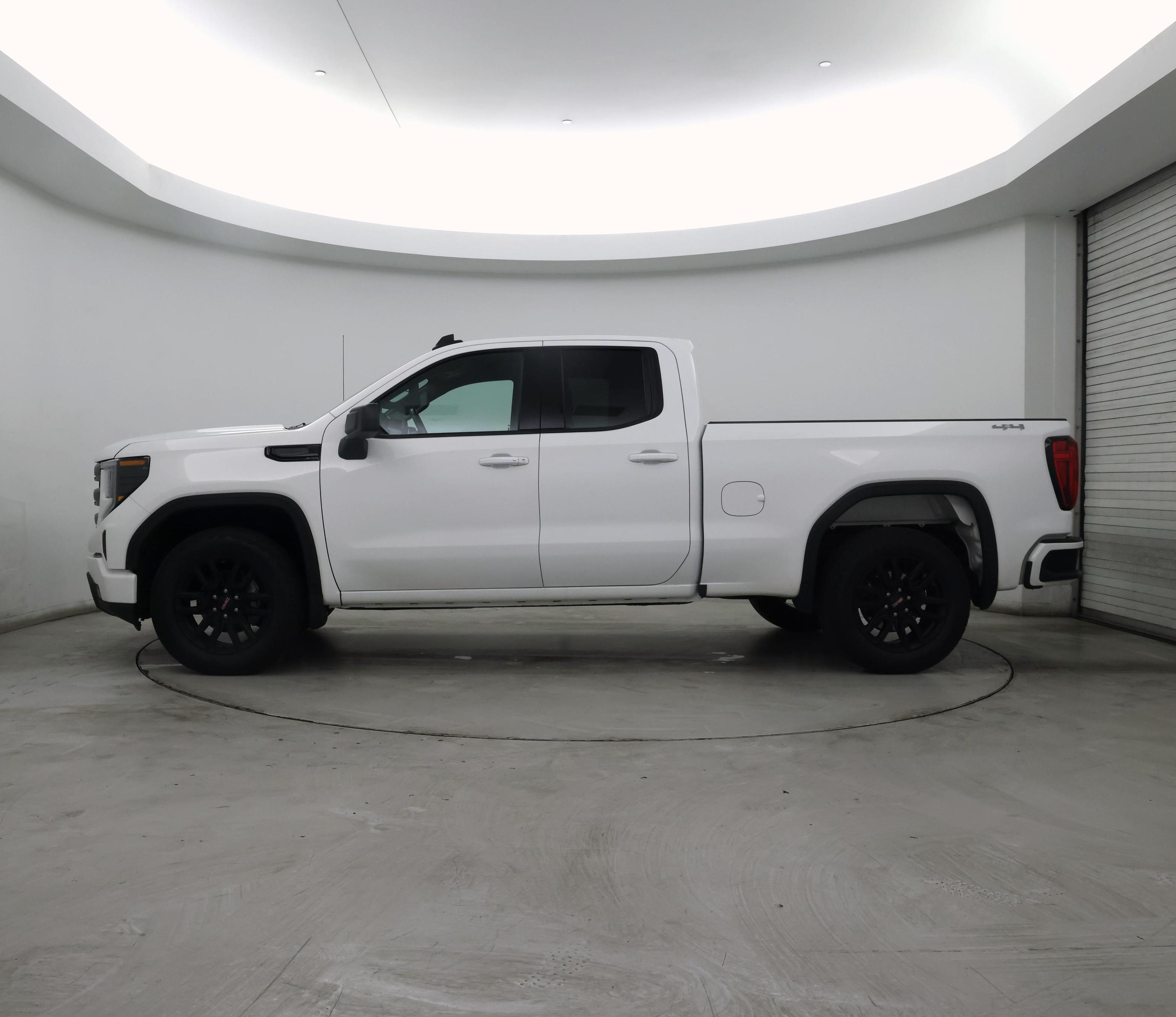 Thumbnail: 2023 GMC Sierra 1500 - 3