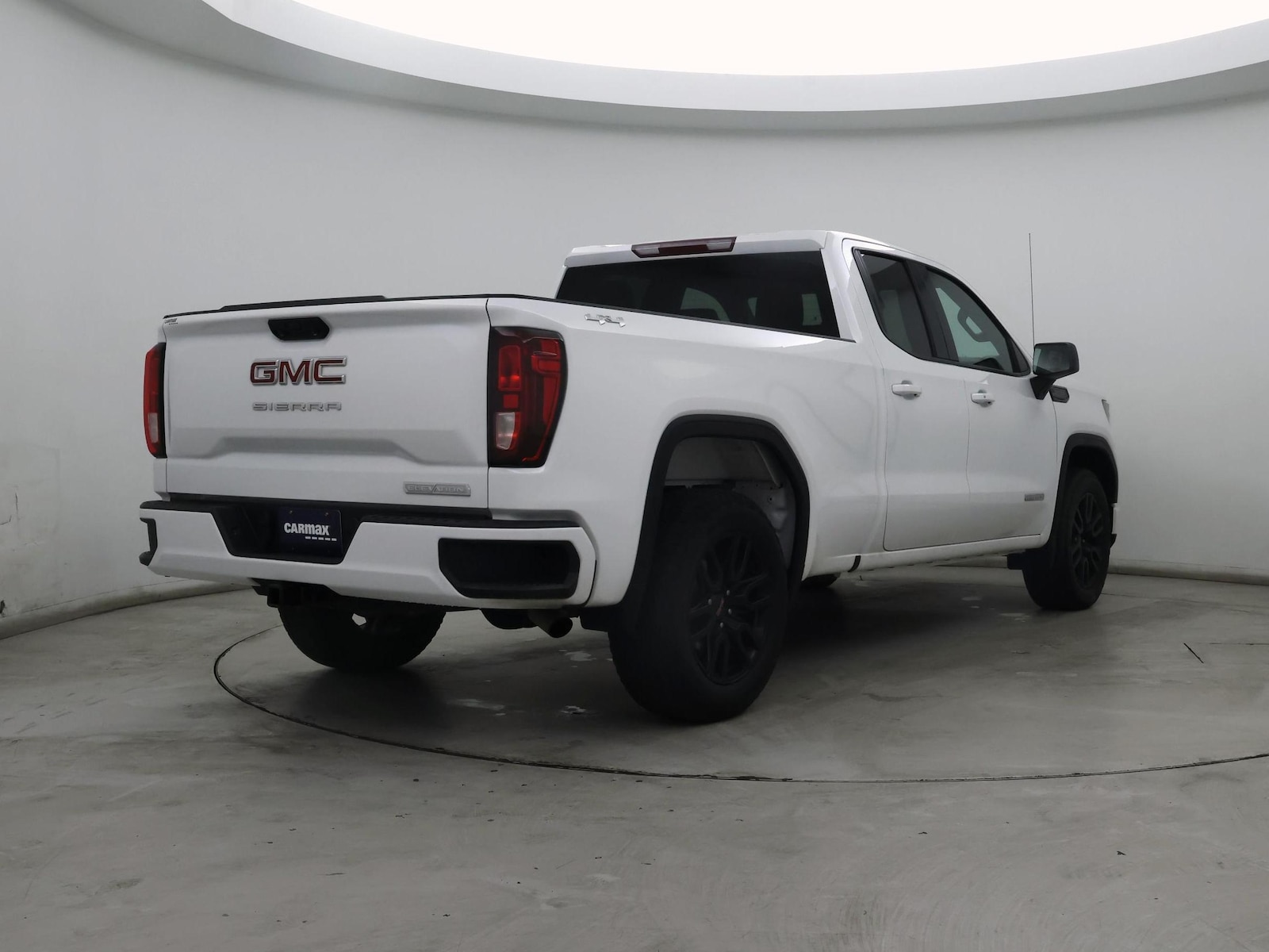 2023 GMC Sierra 1500 Elevation - Photo 9