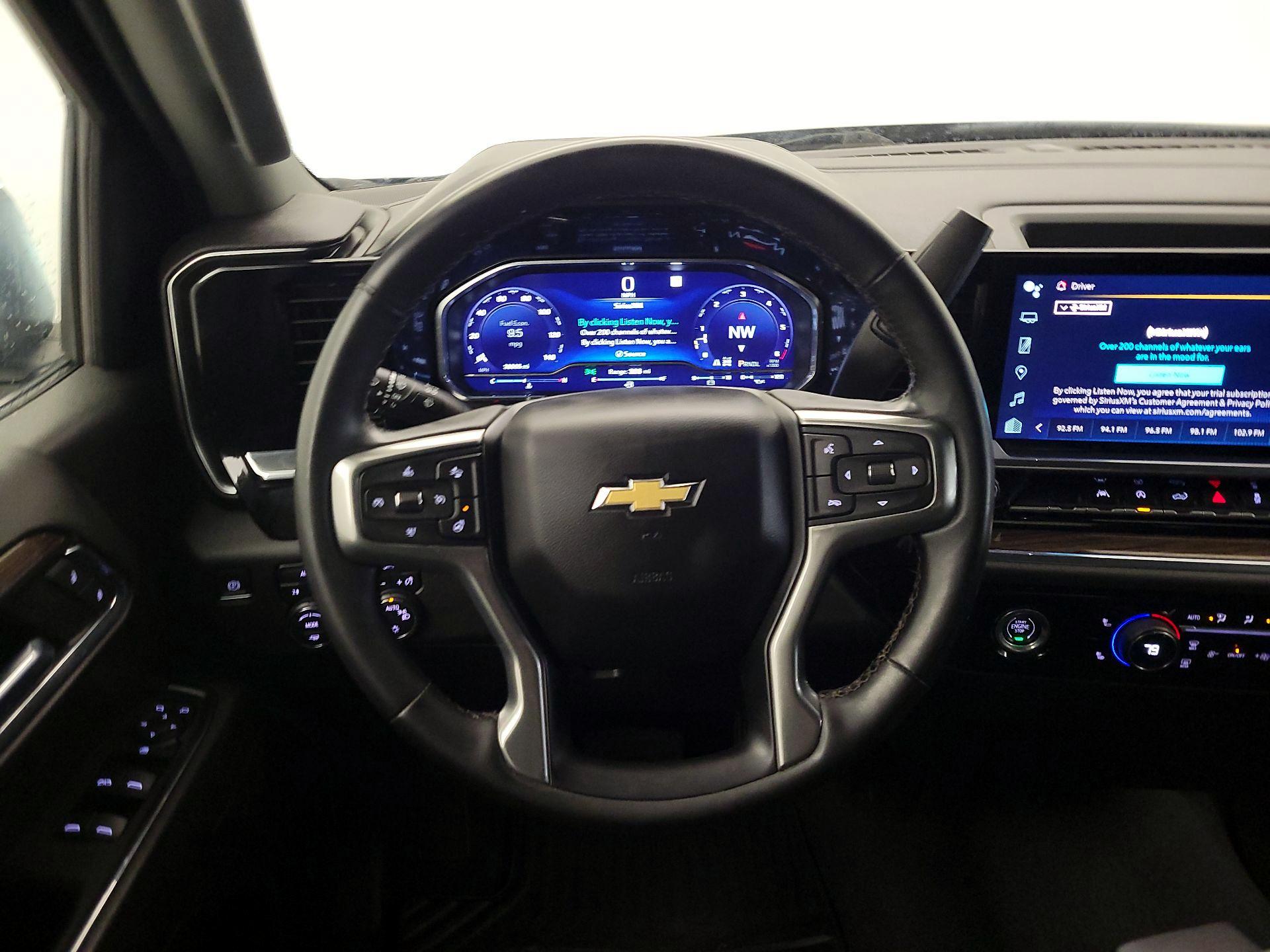 Thumbnail: 2023 Chevrolet Silverado 1500 - 10