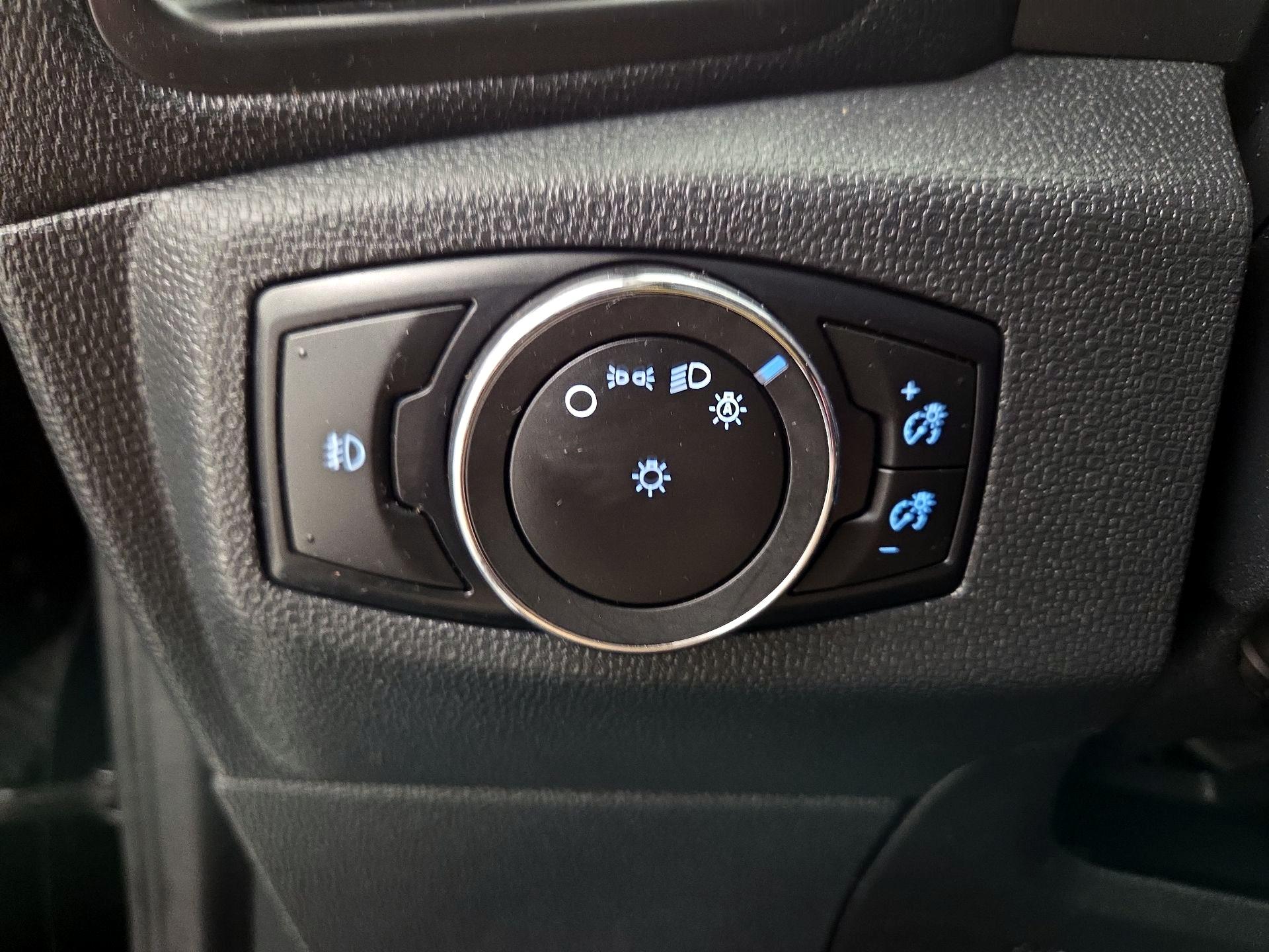 Thumbnail: 2021 Ford EcoSport - 13