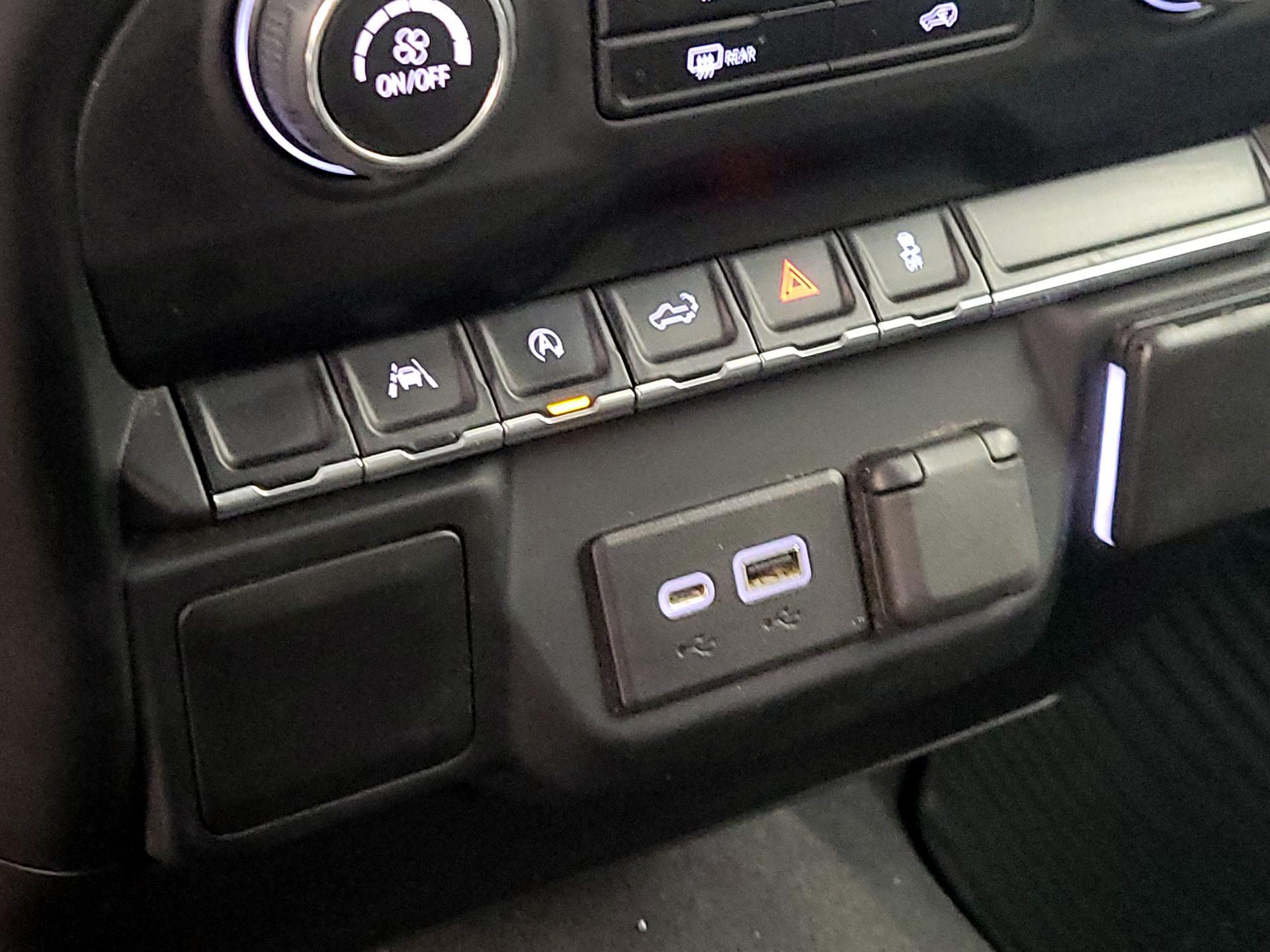 Thumbnail: 2023 Chevrolet Silverado 1500 - 19