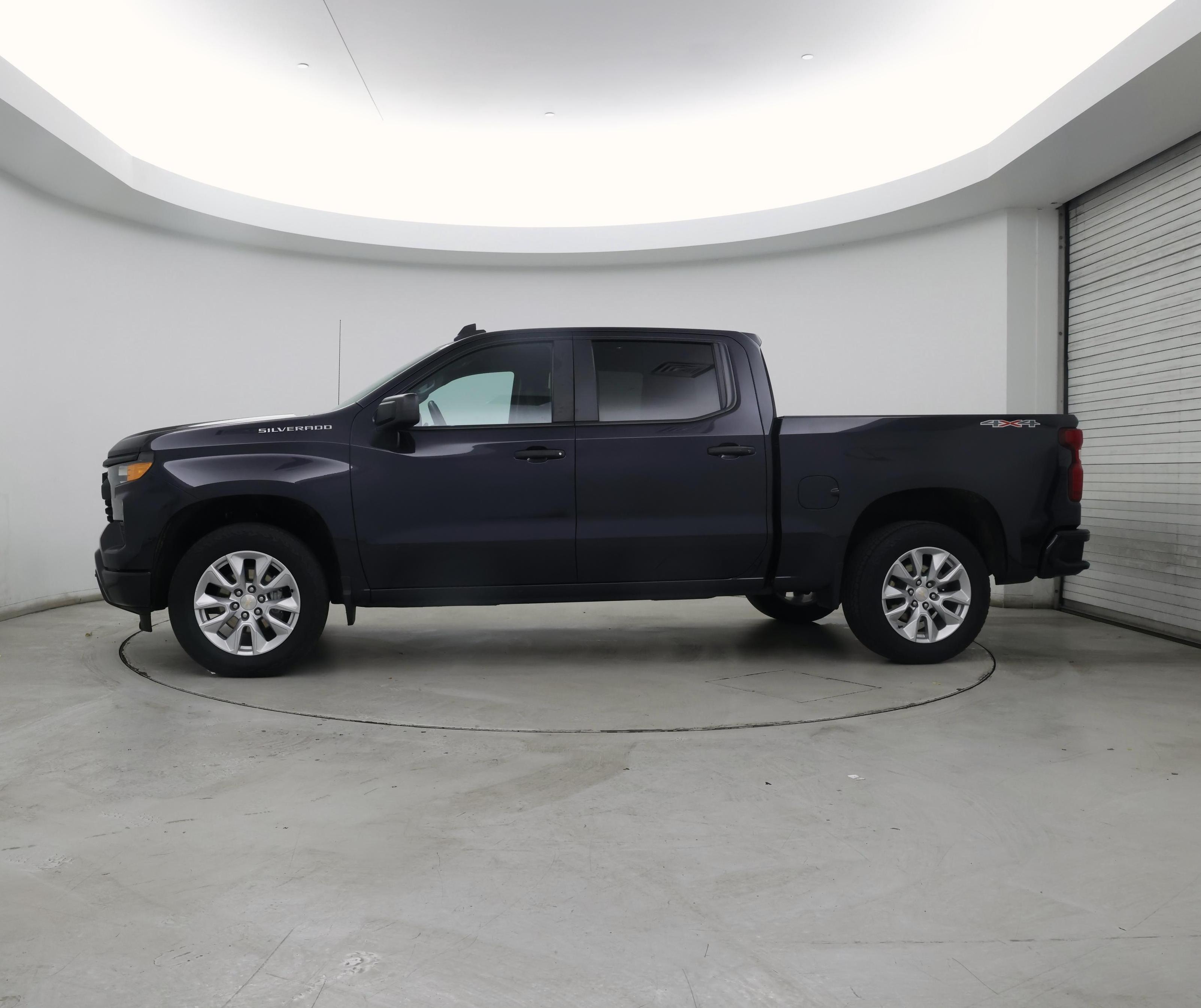 Thumbnail: 2023 Chevrolet Silverado 1500 - 3