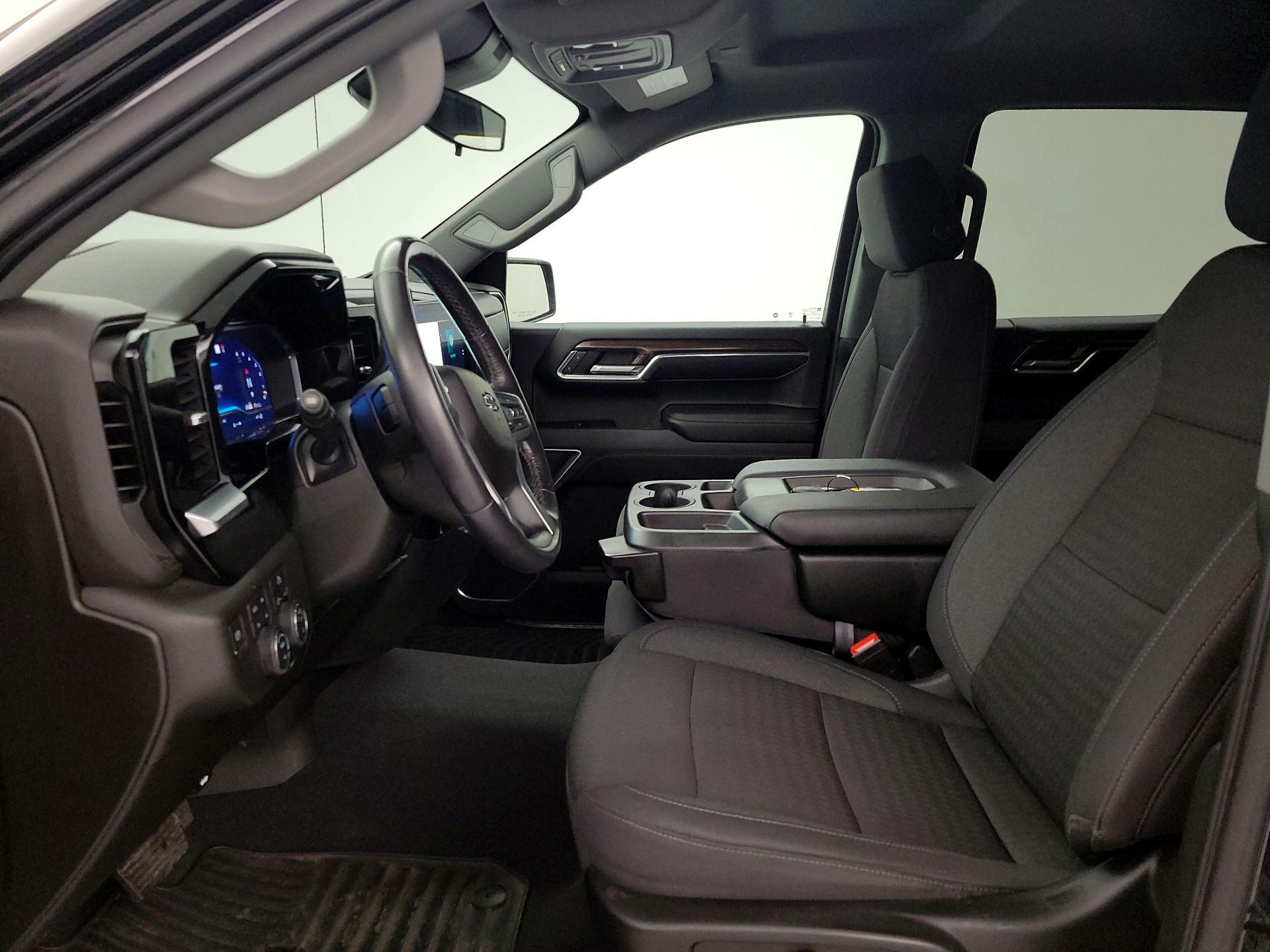 Thumbnail: 2022 Chevrolet Silverado 1500 - 11