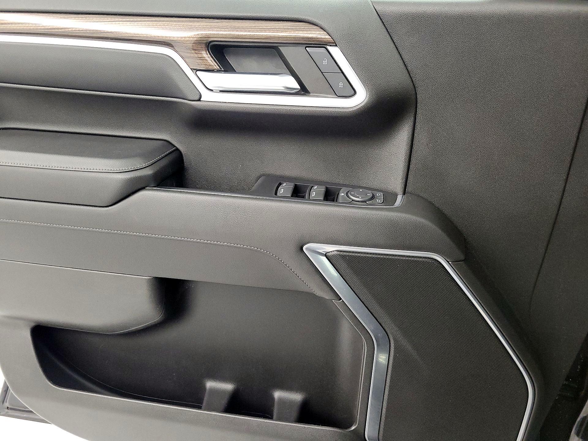 Thumbnail: 2022 Chevrolet Silverado 1500 - 12