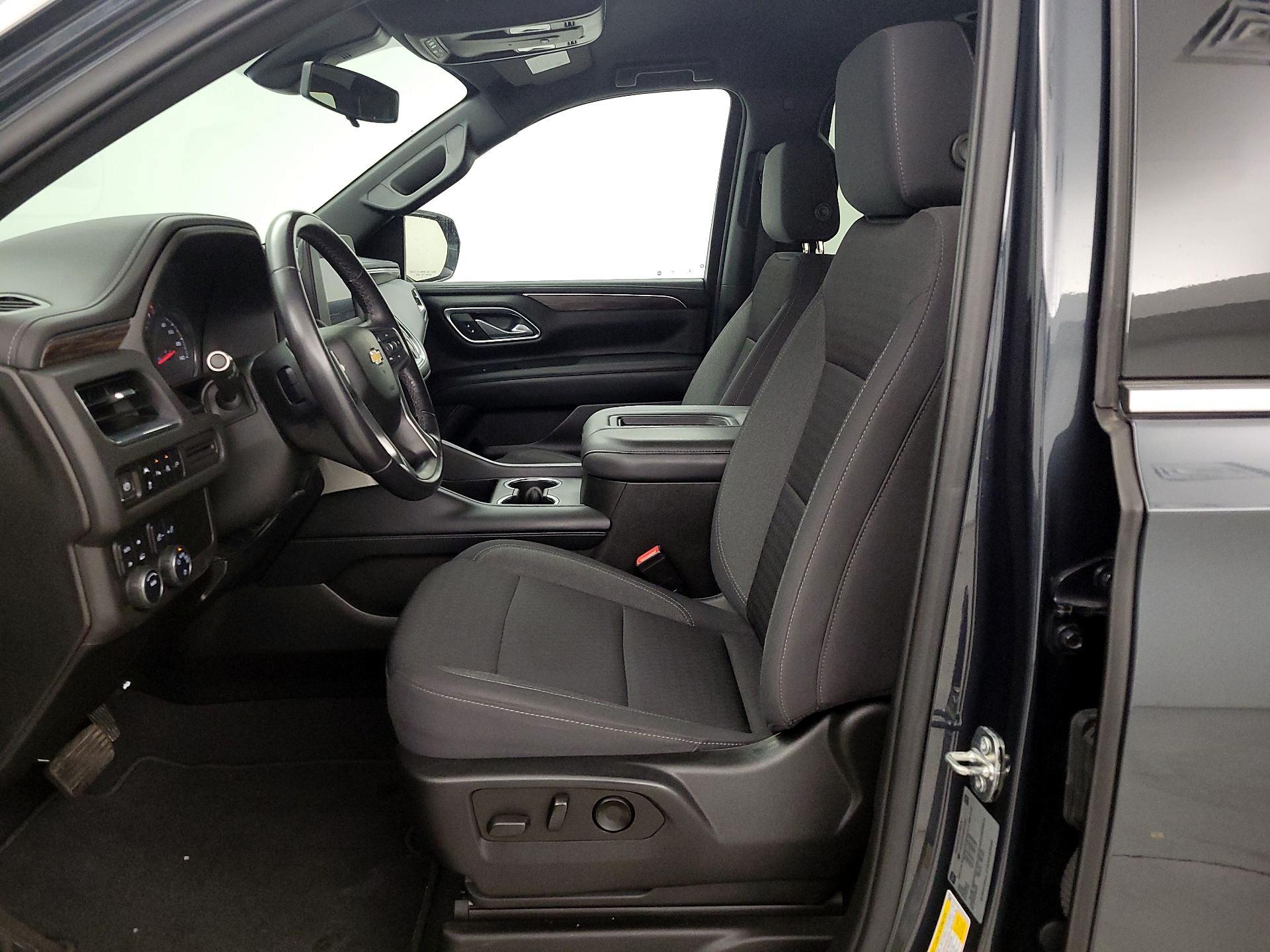 Thumbnail: 2022 Chevrolet Suburban - 11