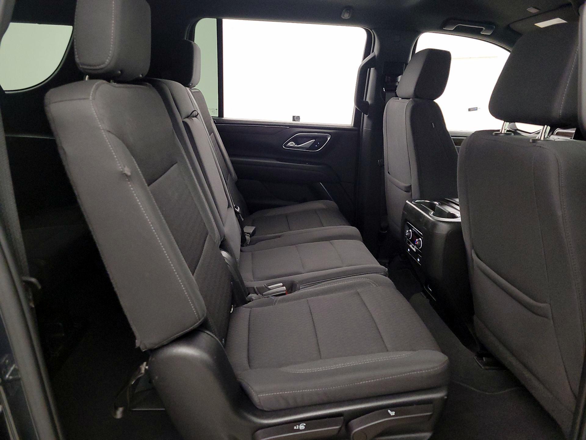 Thumbnail: 2022 Chevrolet Suburban - 19