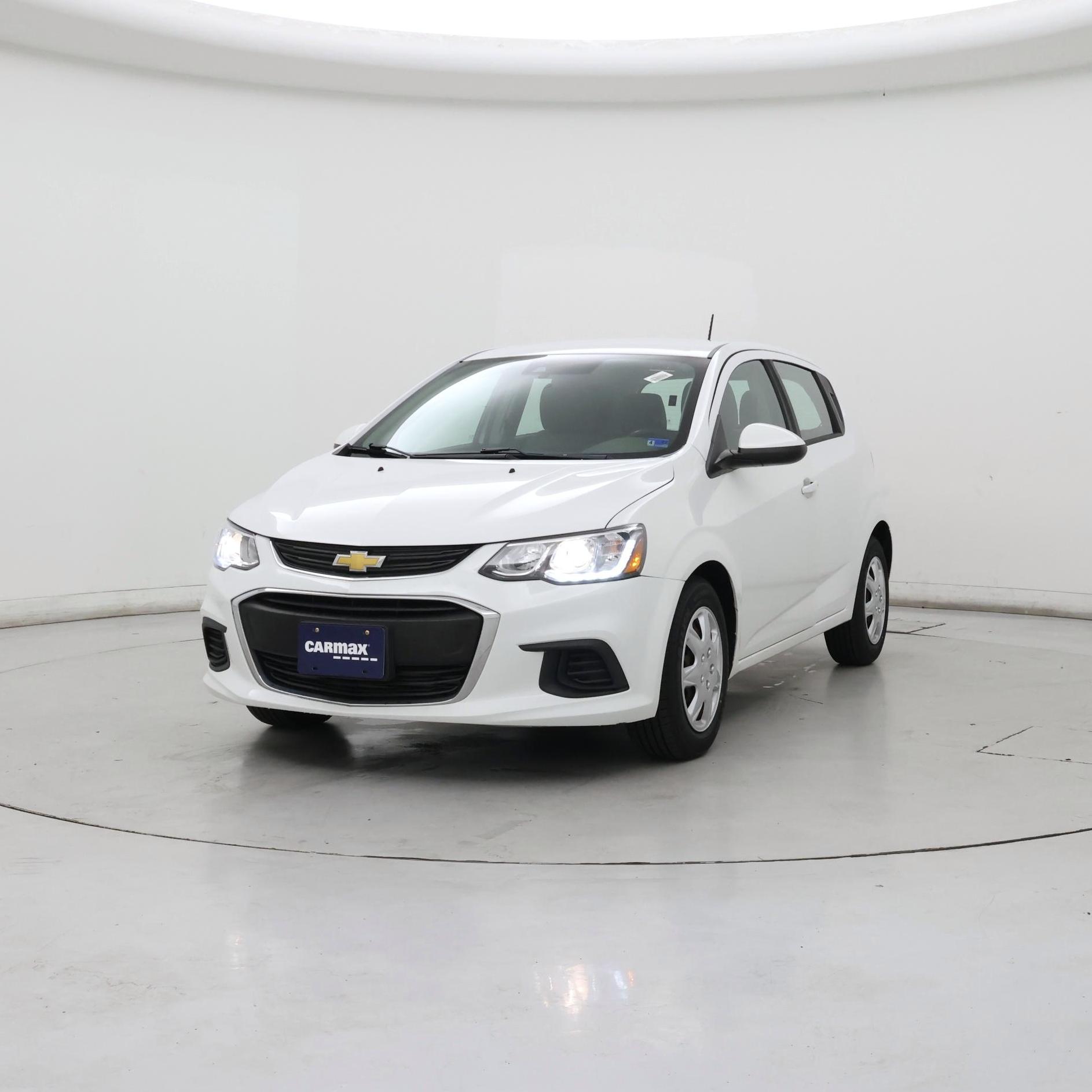 Thumbnail: 2020 Chevrolet Sonic - 4