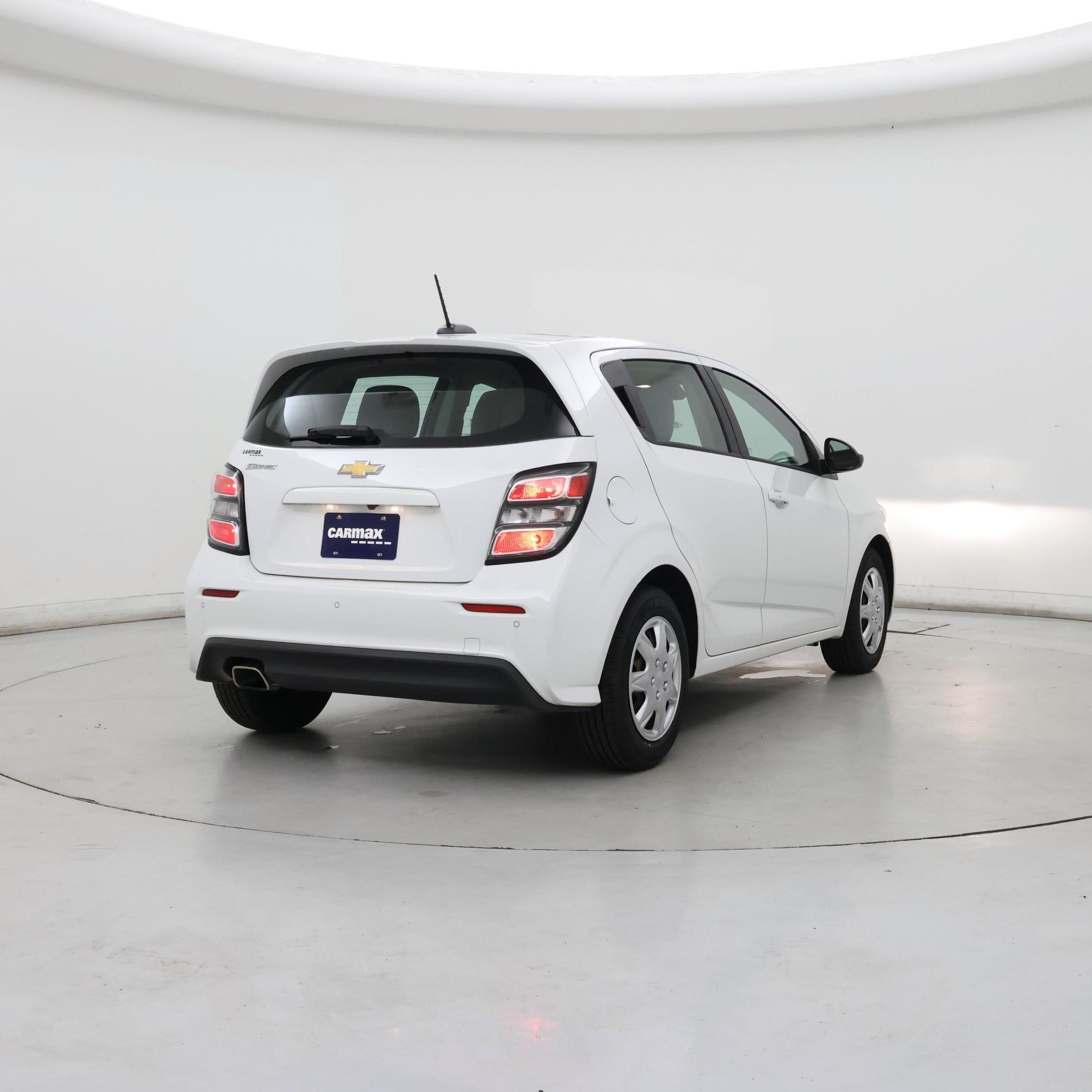 Thumbnail: 2020 Chevrolet Sonic - 8