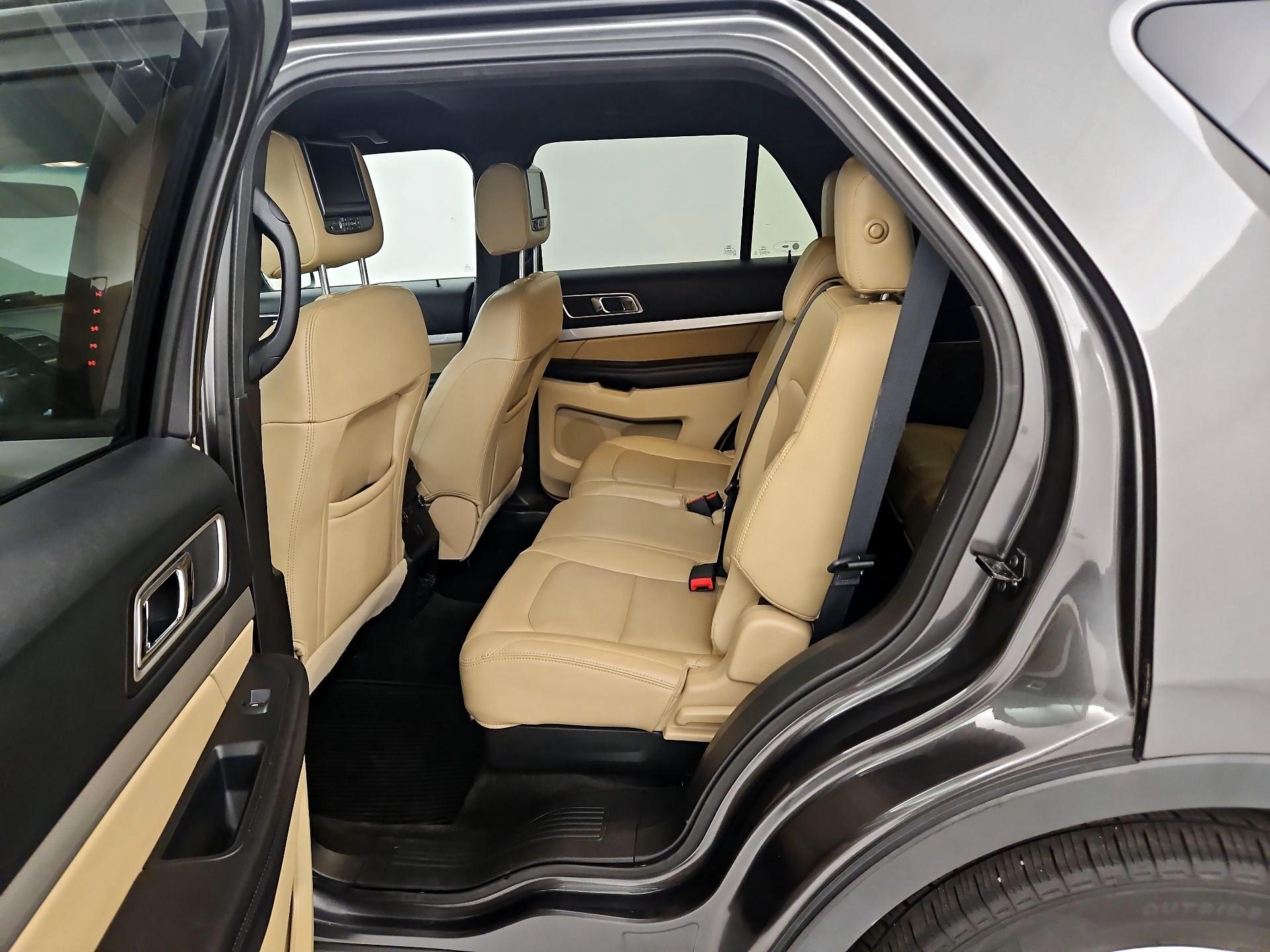 Thumbnail: 2016 Ford Explorer - 20