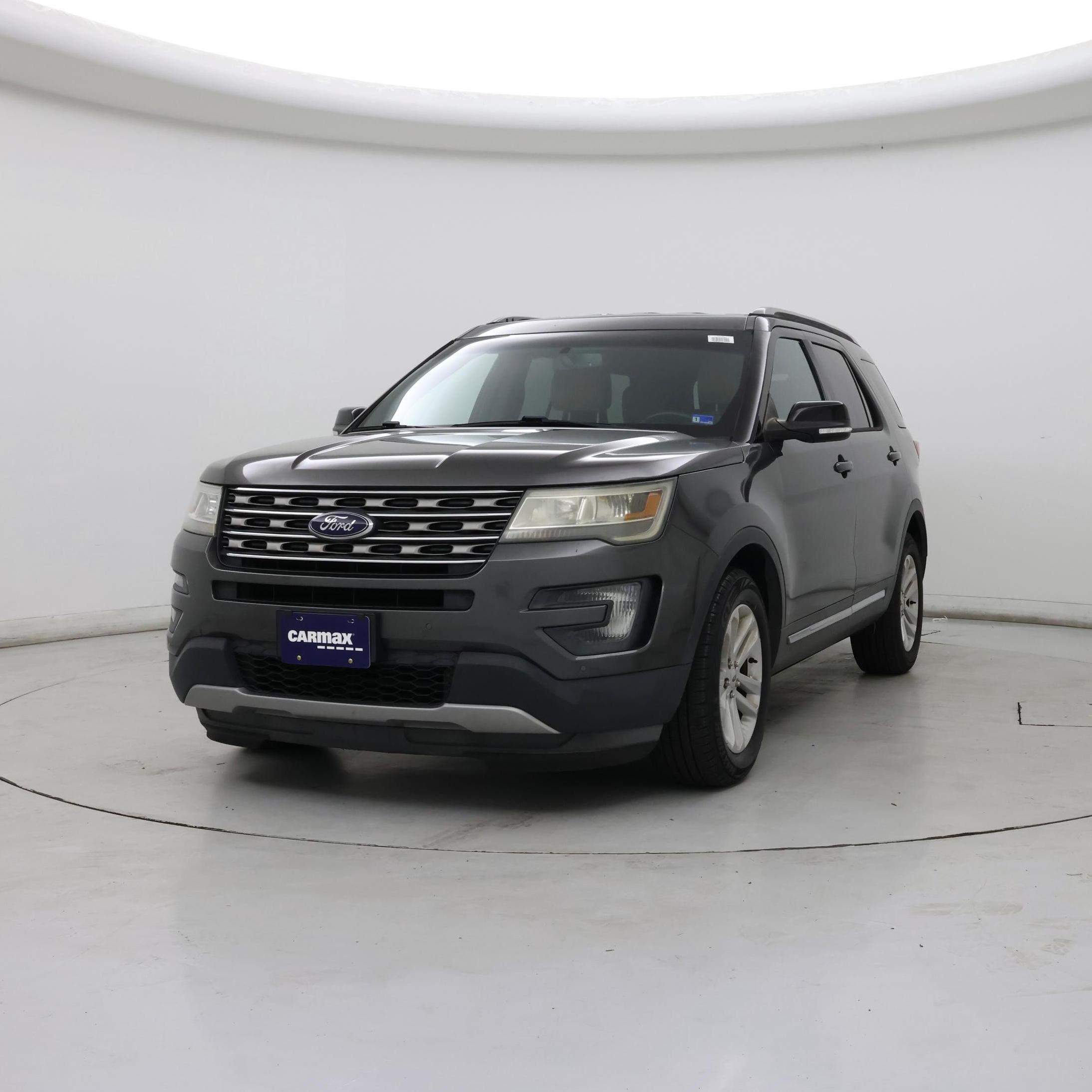 Thumbnail: 2016 Ford Explorer - 4