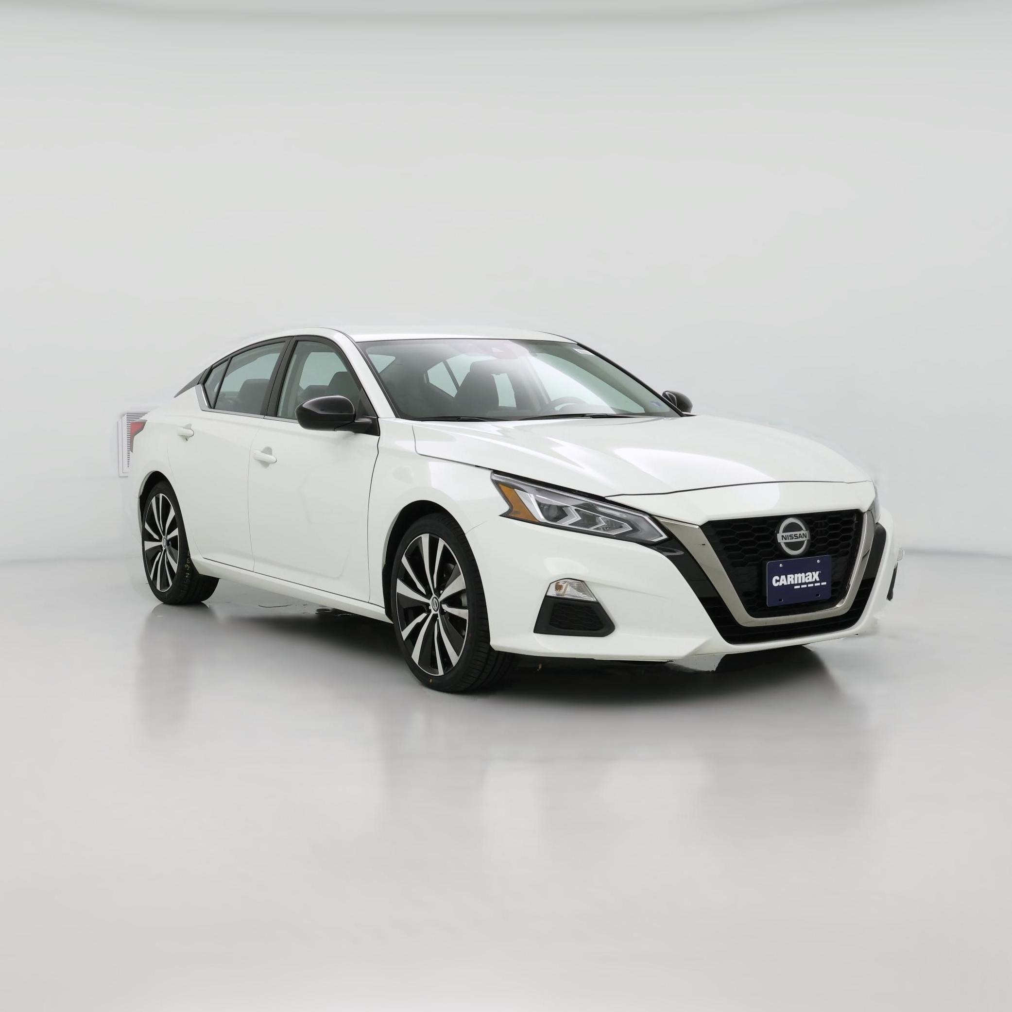 Thumbnail: 2022 Nissan Altima - 1