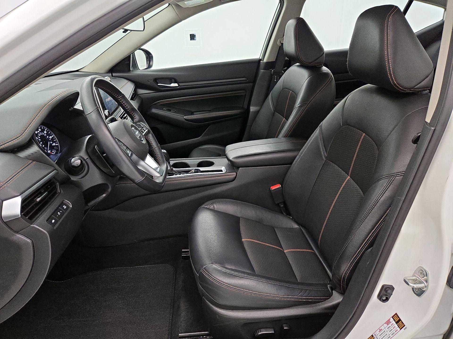 Thumbnail: 2022 Nissan Altima - 11