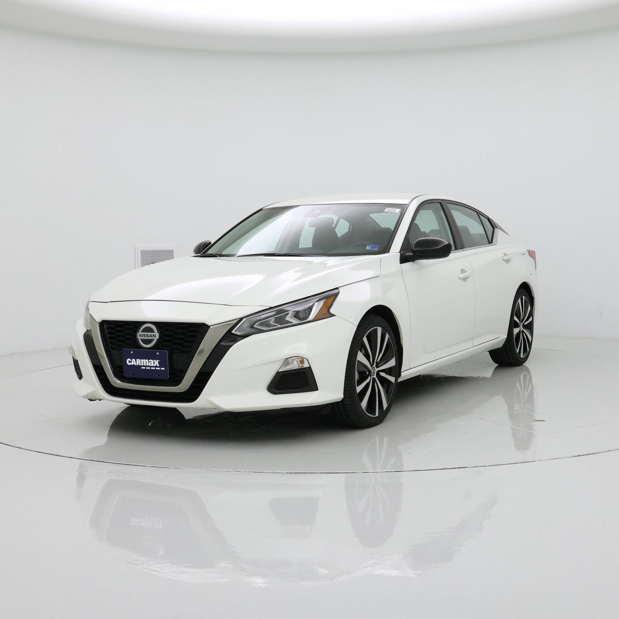 Thumbnail: 2022 Nissan Altima - 4