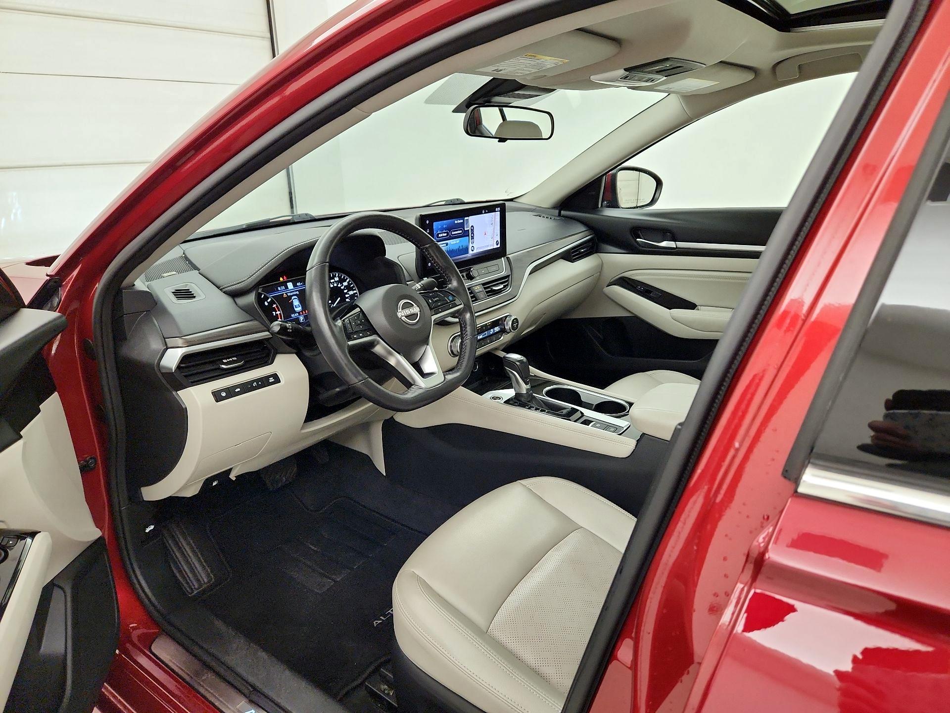 Thumbnail: 2023 Nissan Altima - 11