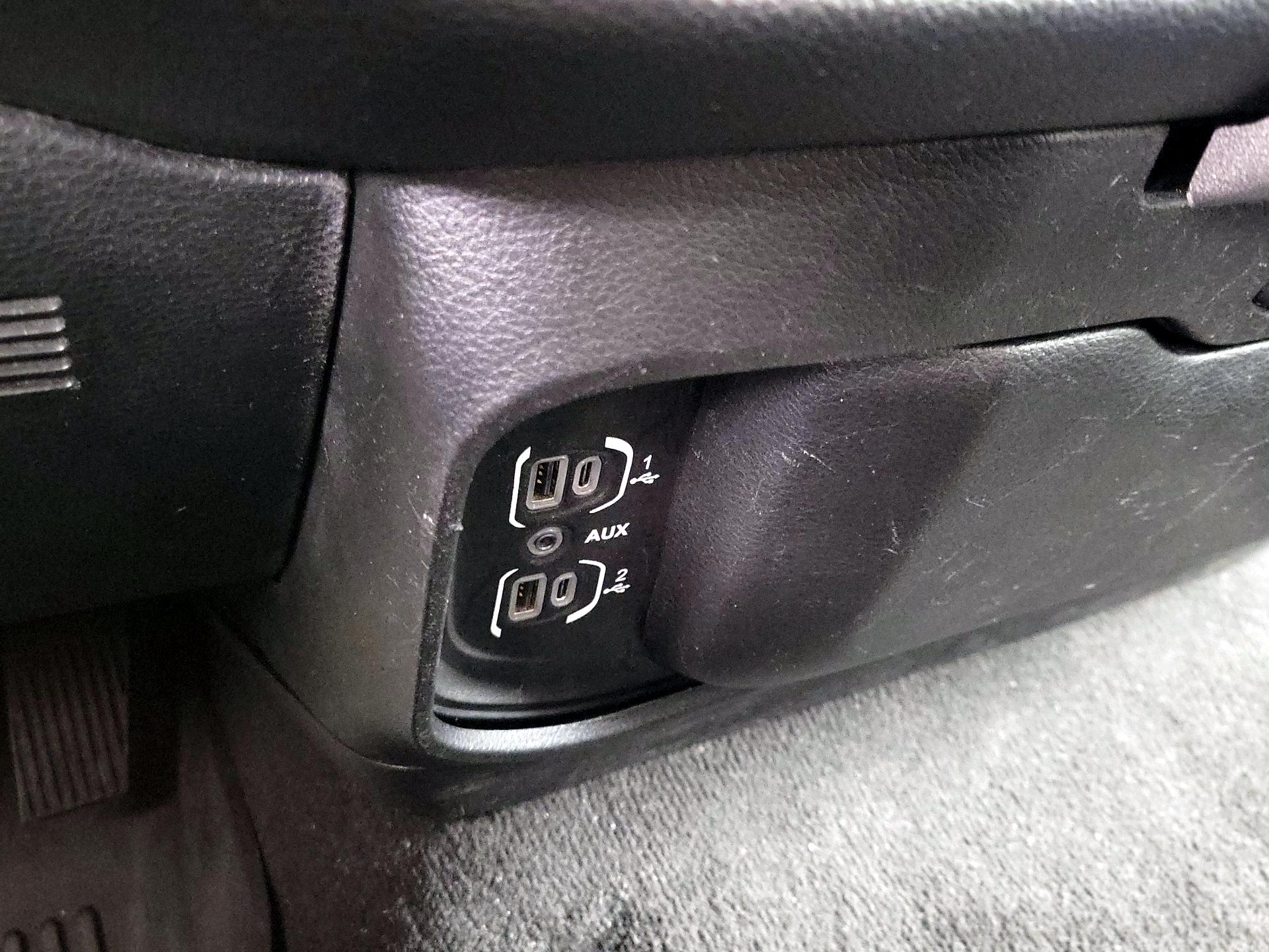 Thumbnail: 2020 RAM 1500 - 18