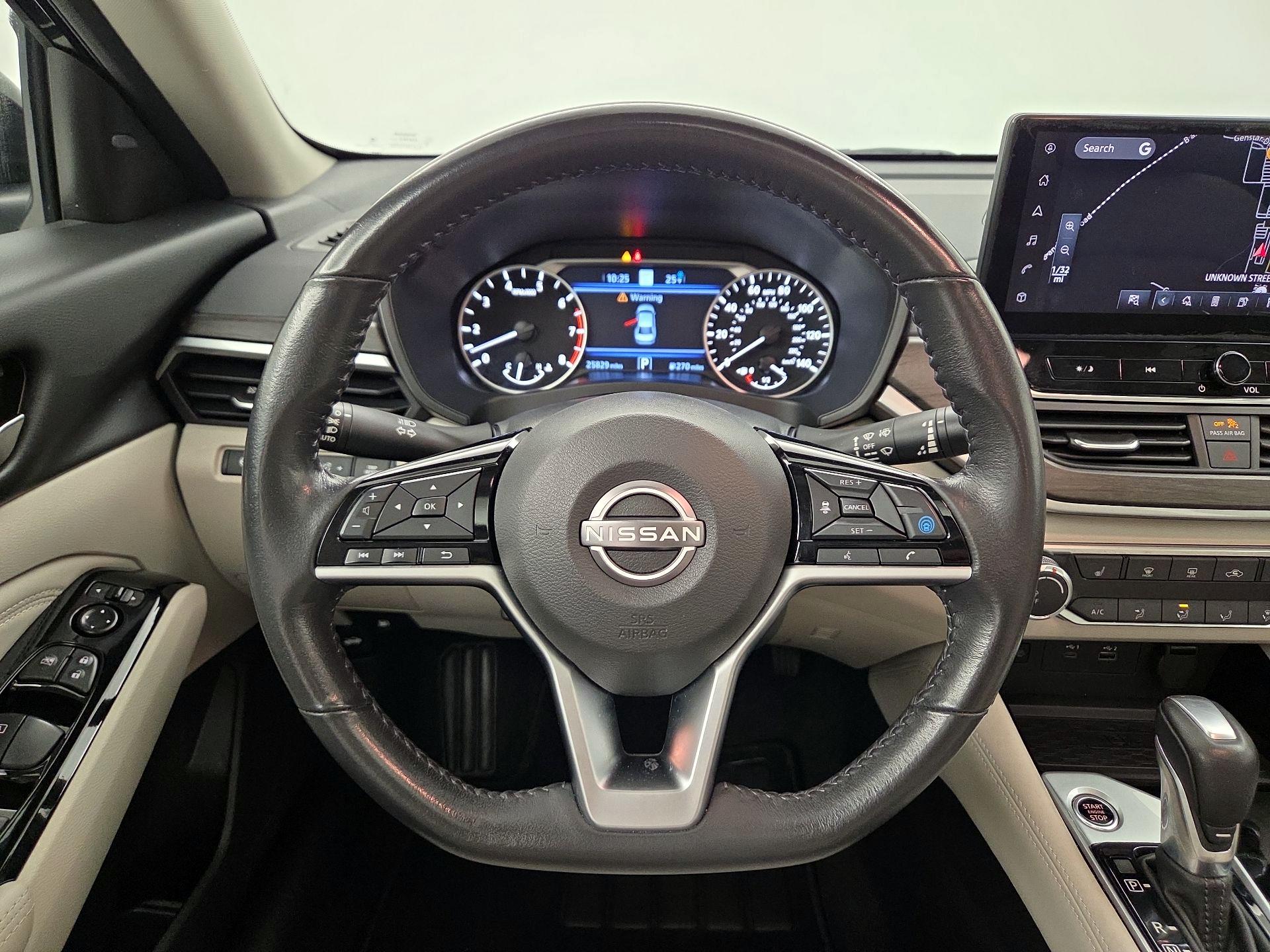 Thumbnail: 2023 Nissan Altima - 10