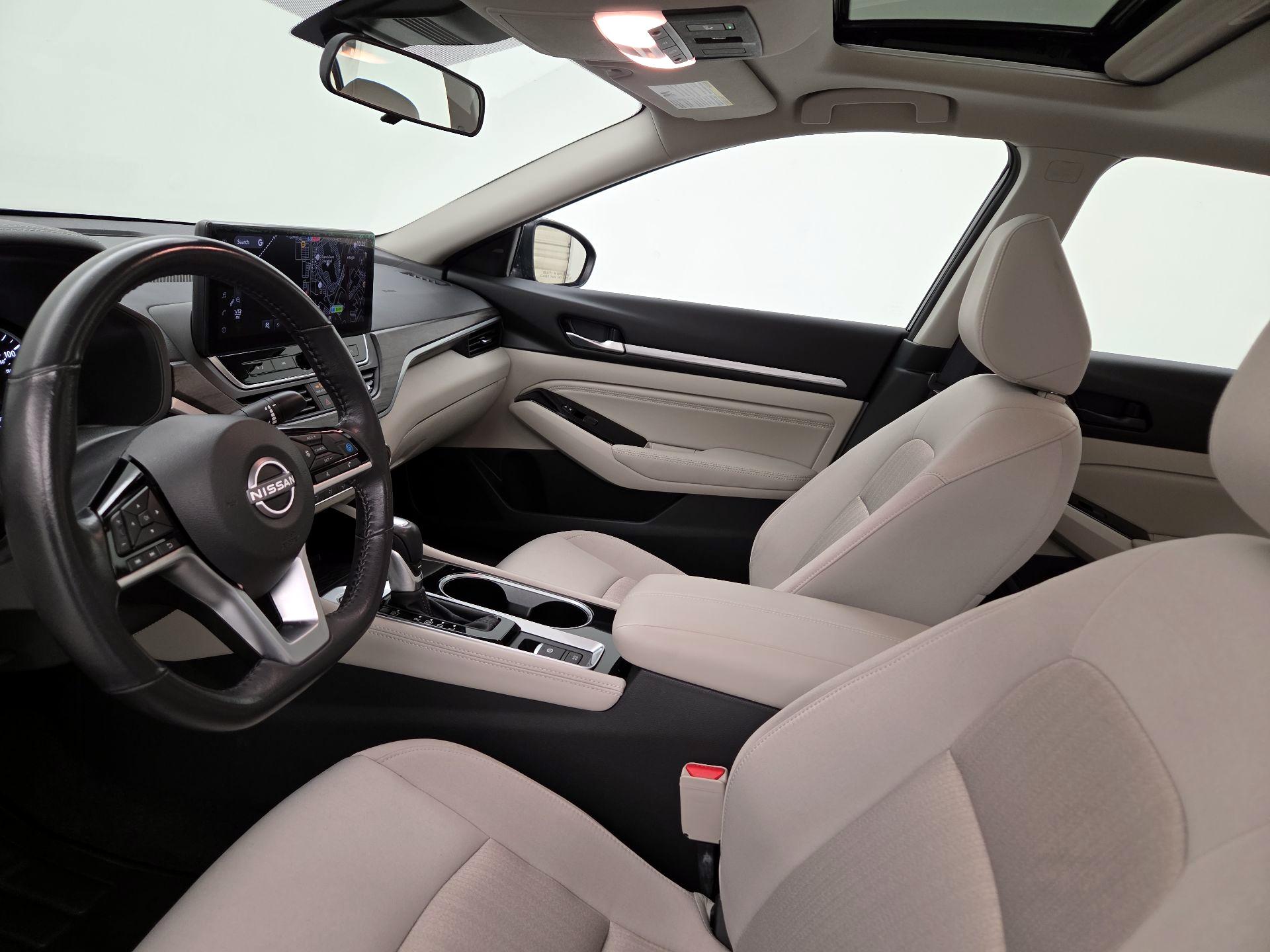 Thumbnail: 2023 Nissan Altima - 11