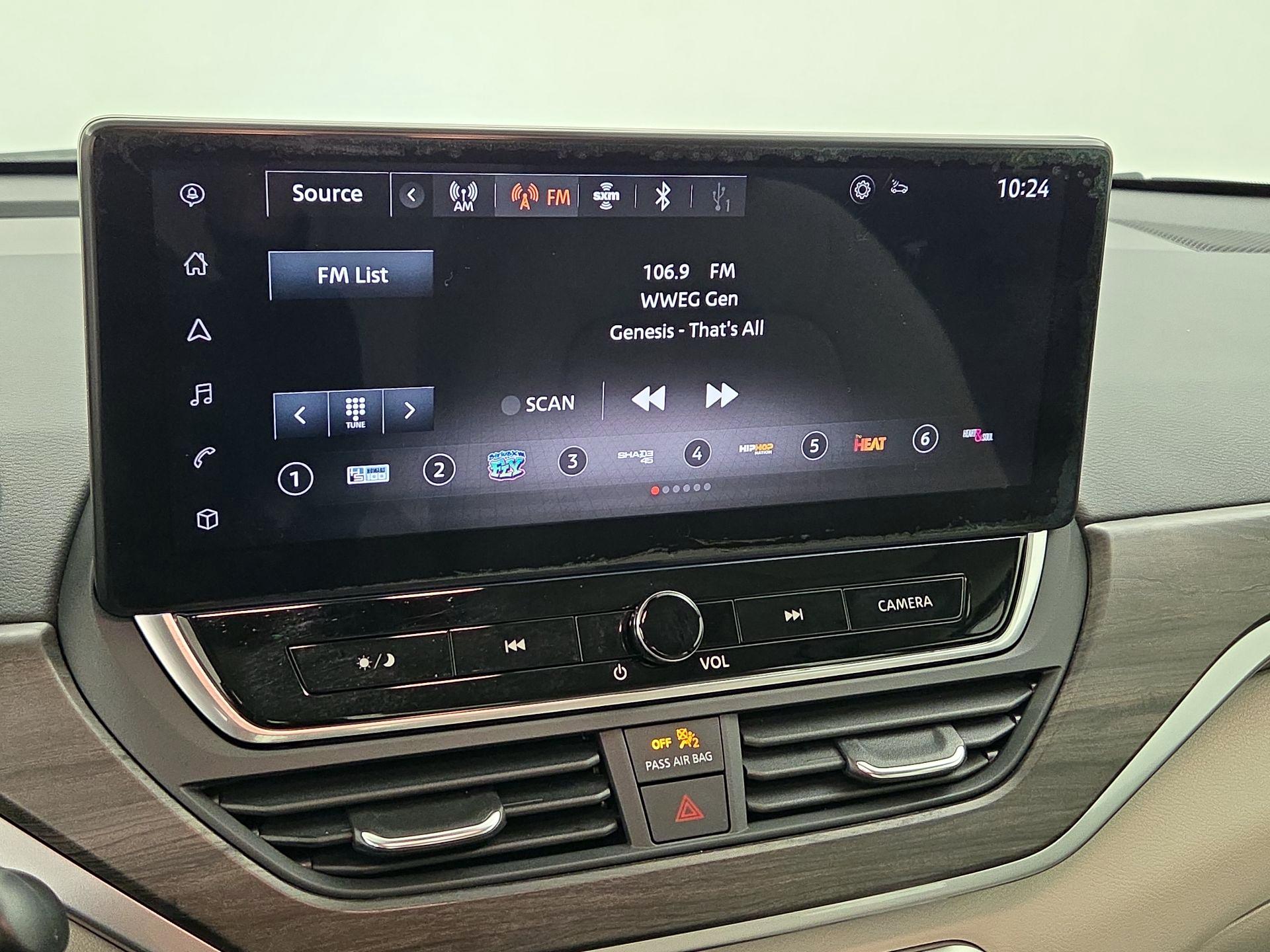 Thumbnail: 2023 Nissan Altima - 16