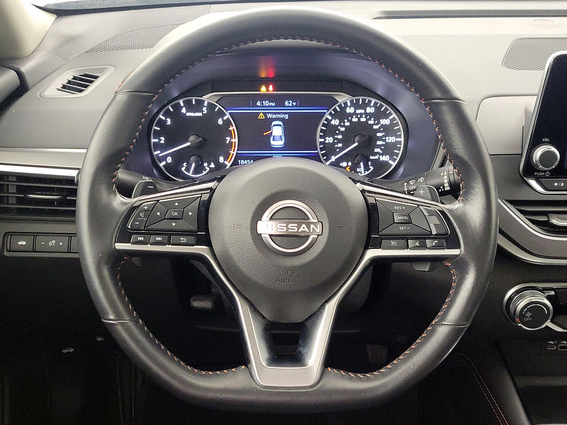 Thumbnail: 2023 Nissan Altima - 10