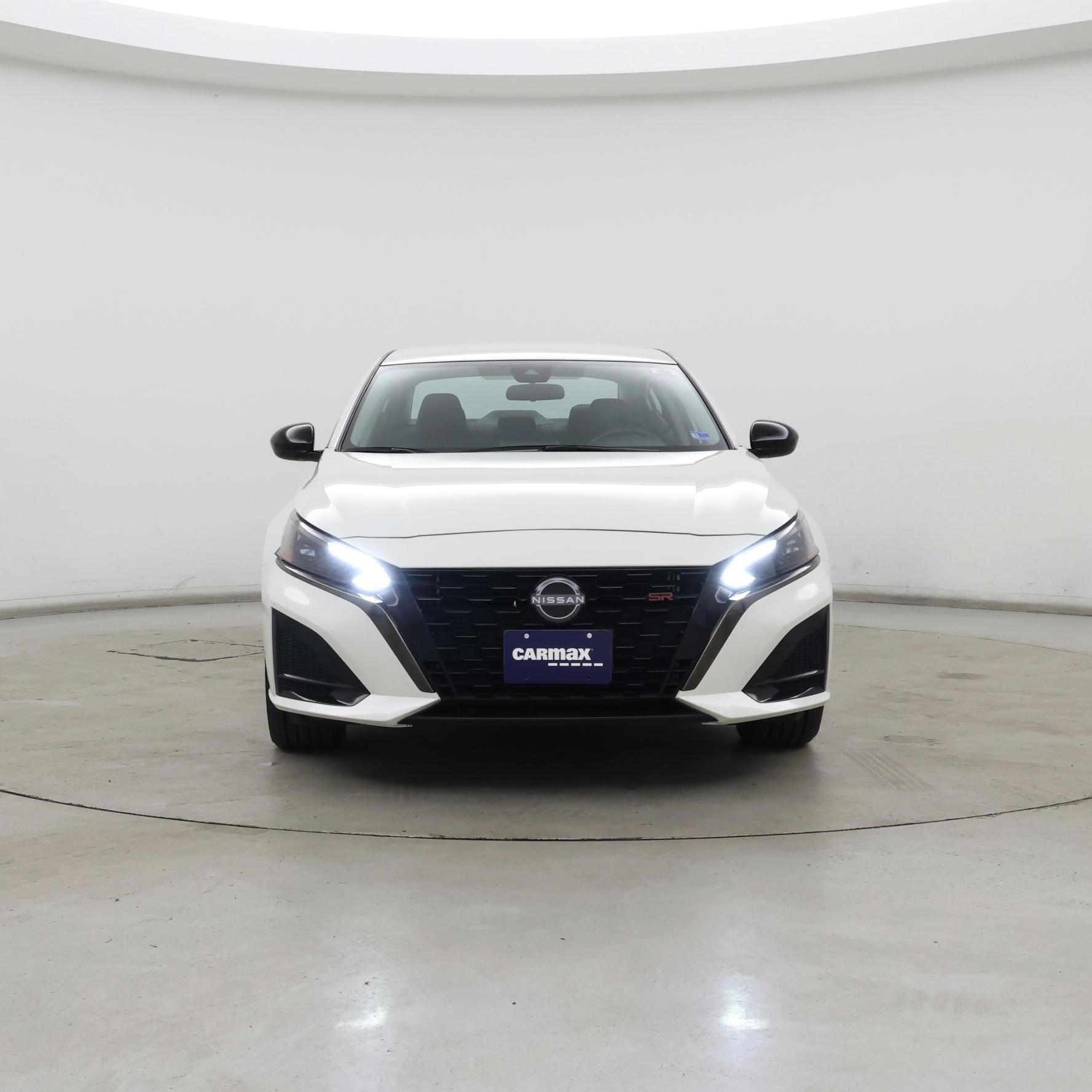 Thumbnail: 2023 Nissan Altima - 5